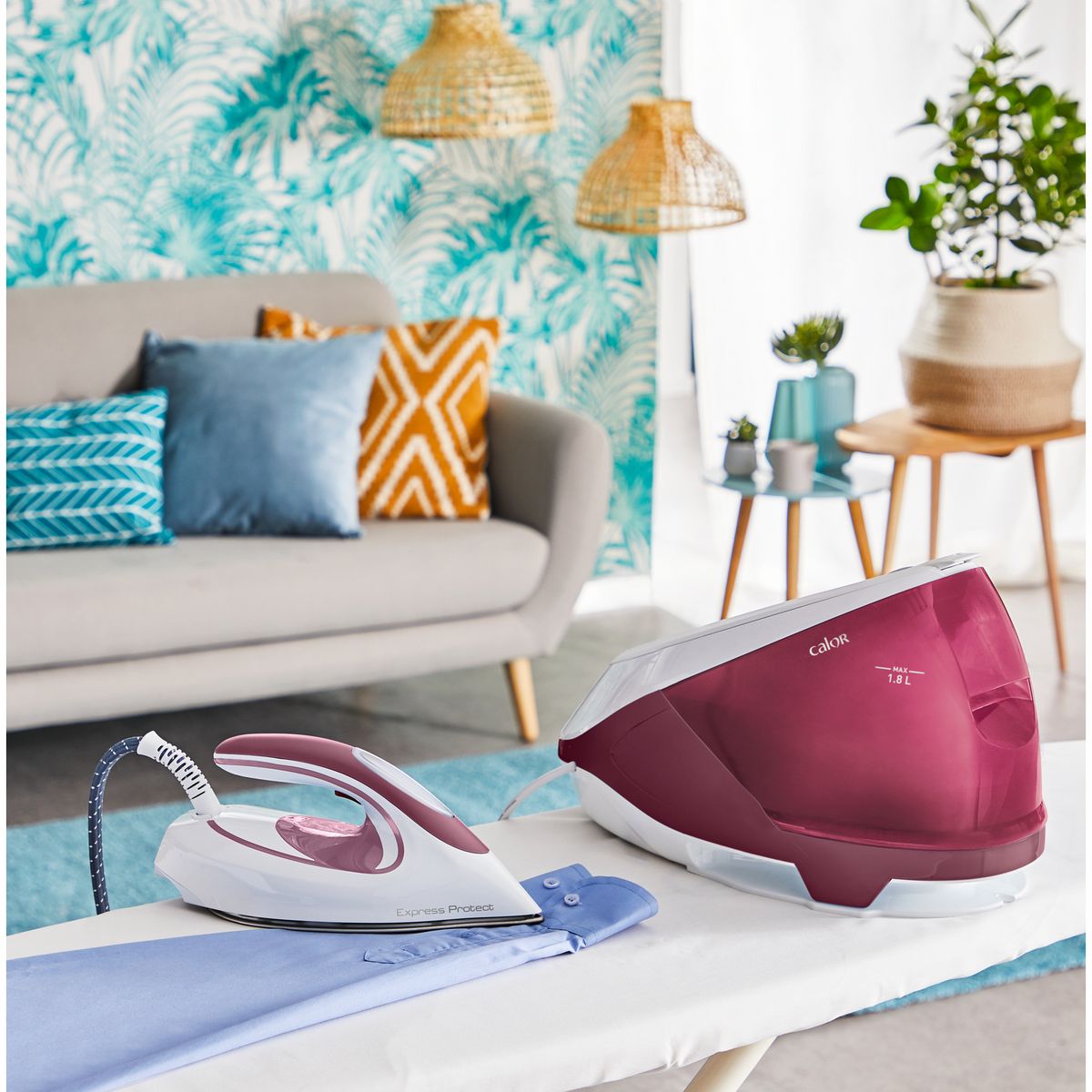 CALOR Centrale vapeur&nbsp;Express&nbsp;Protect Powerful&nbsp;SV9201 - Violet