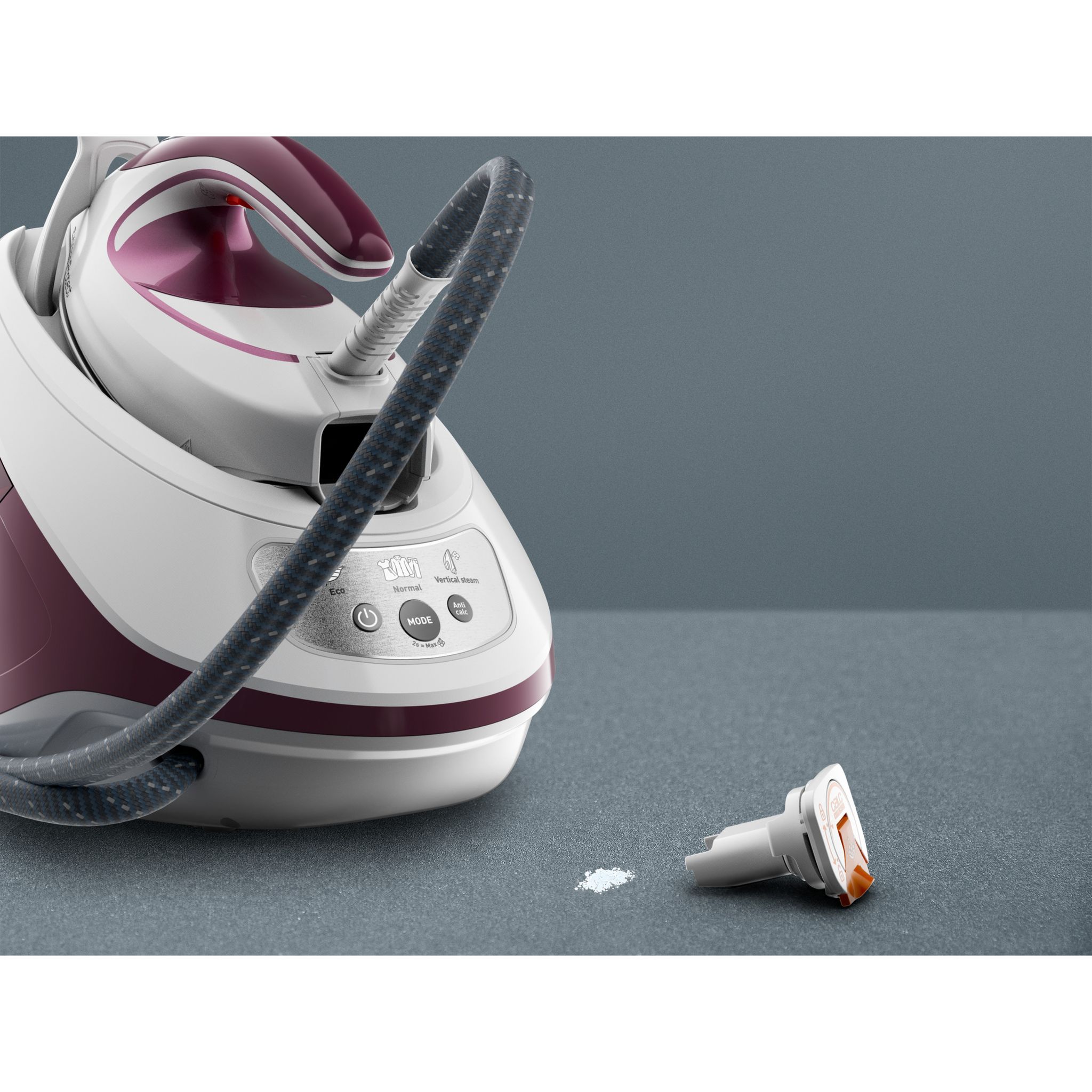 Voir la diapositive 8 : CALOR Centrale vapeur&nbsp;Express&nbsp;Protect Powerful&nbsp;SV9201 - Violet