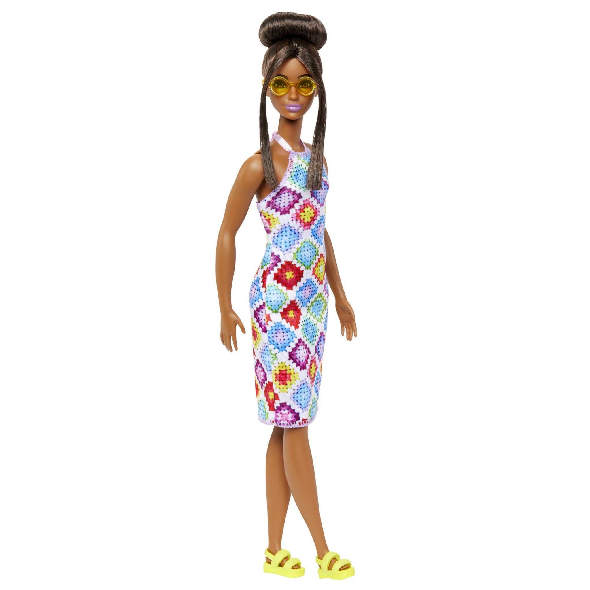 Voir la diapositive 2 : MATTEL Poupée Barbie Fashionista Robe Patchwork