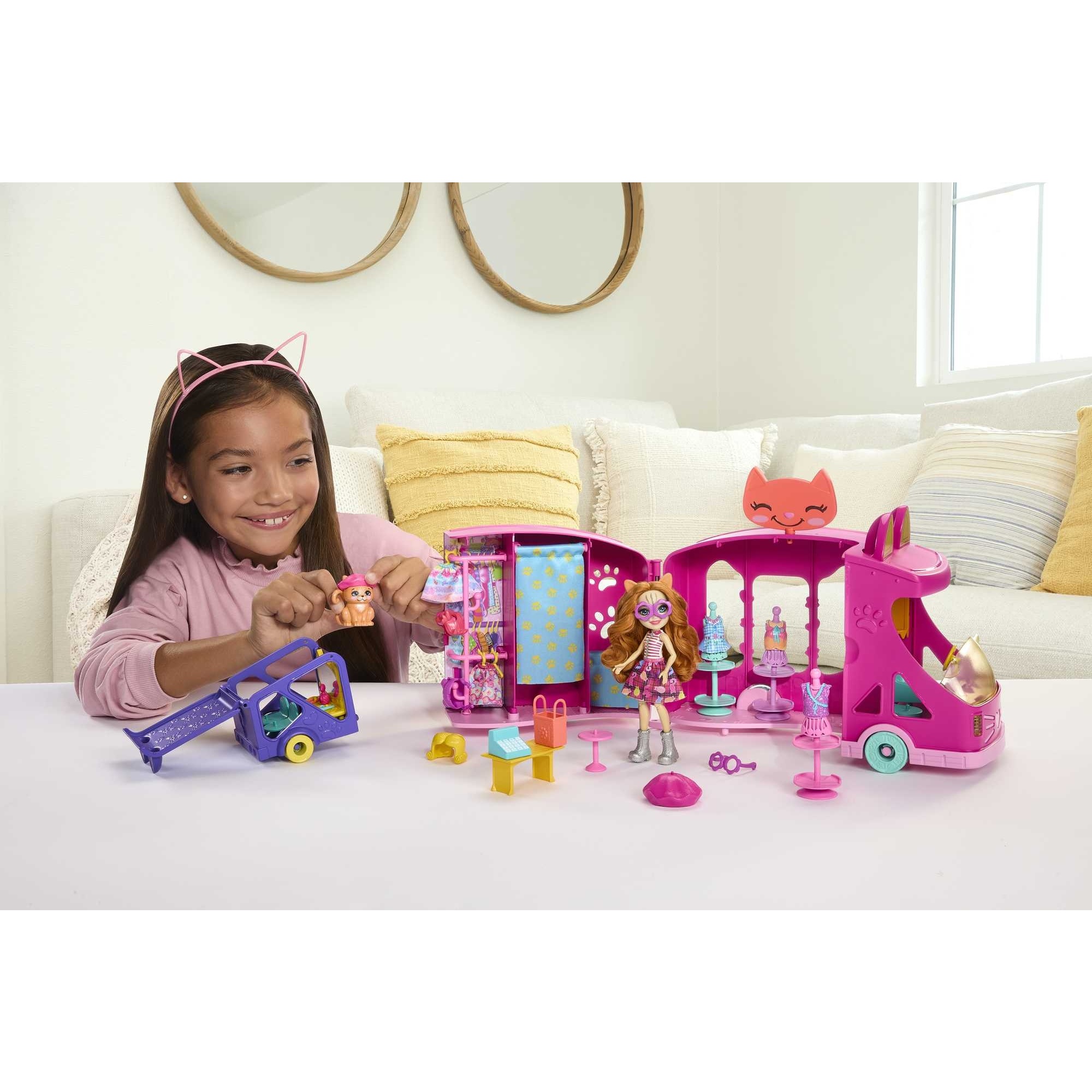 Voir la diapositive 2 : MATTEL Coffret Enchantimals