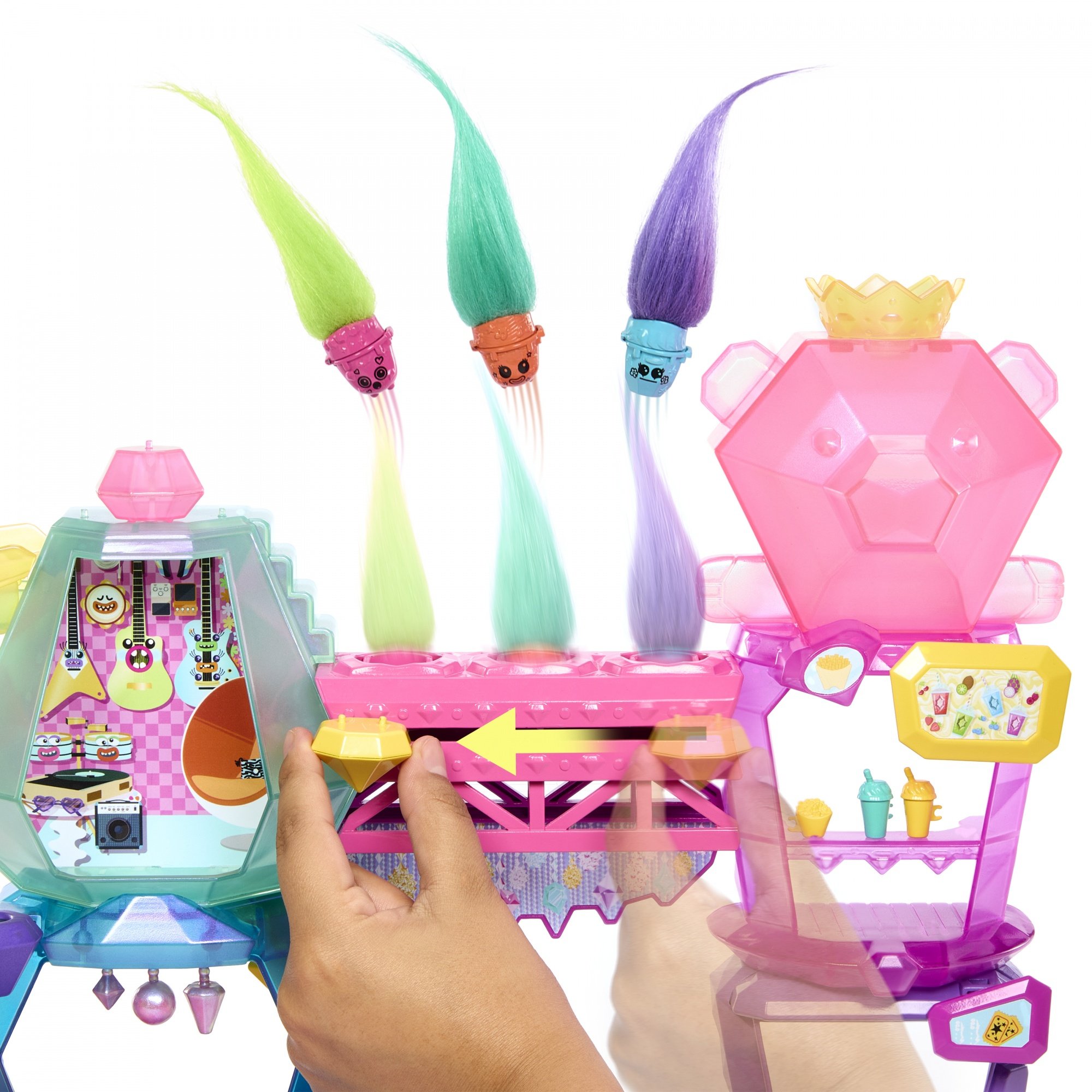 Voir la diapositive 4 : MATTEL Coffret Club de Crystal