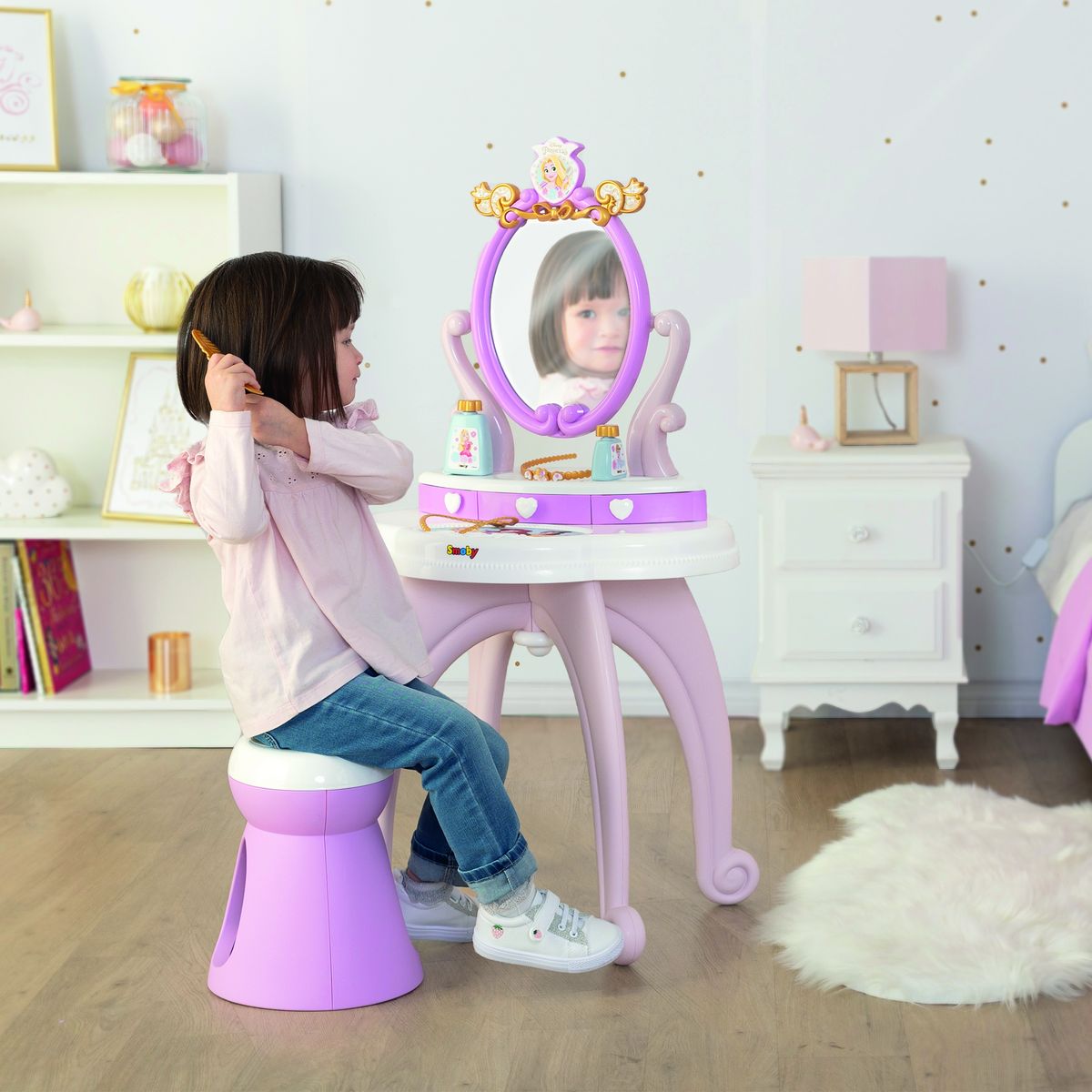 SMOBY Jeu de coiffure Smoby Coiffeuse Disney Princess 2 en 1 avec tabouret
