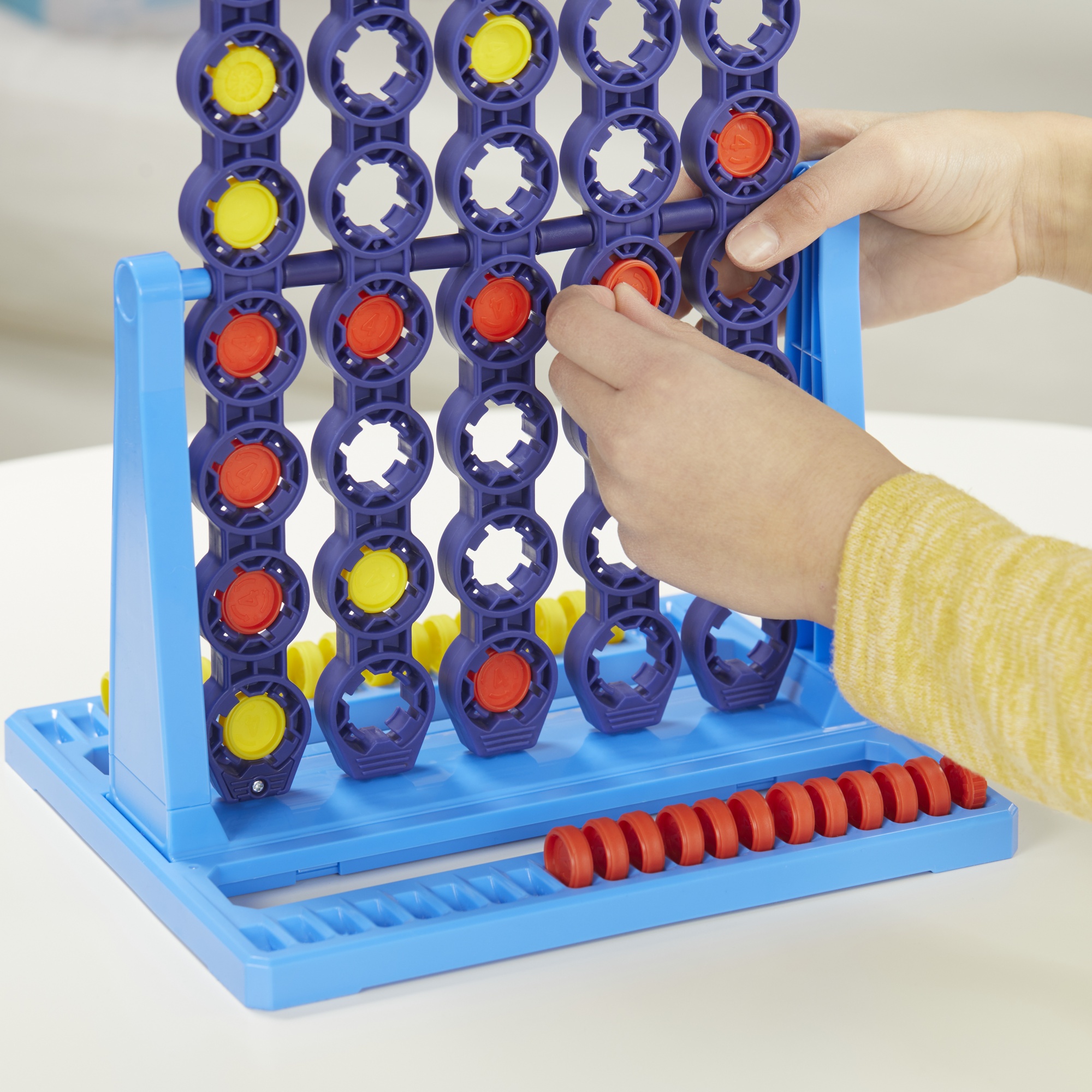 Voir la diapositive 2 : HASBRO Jeu Puissance 4 SPIN