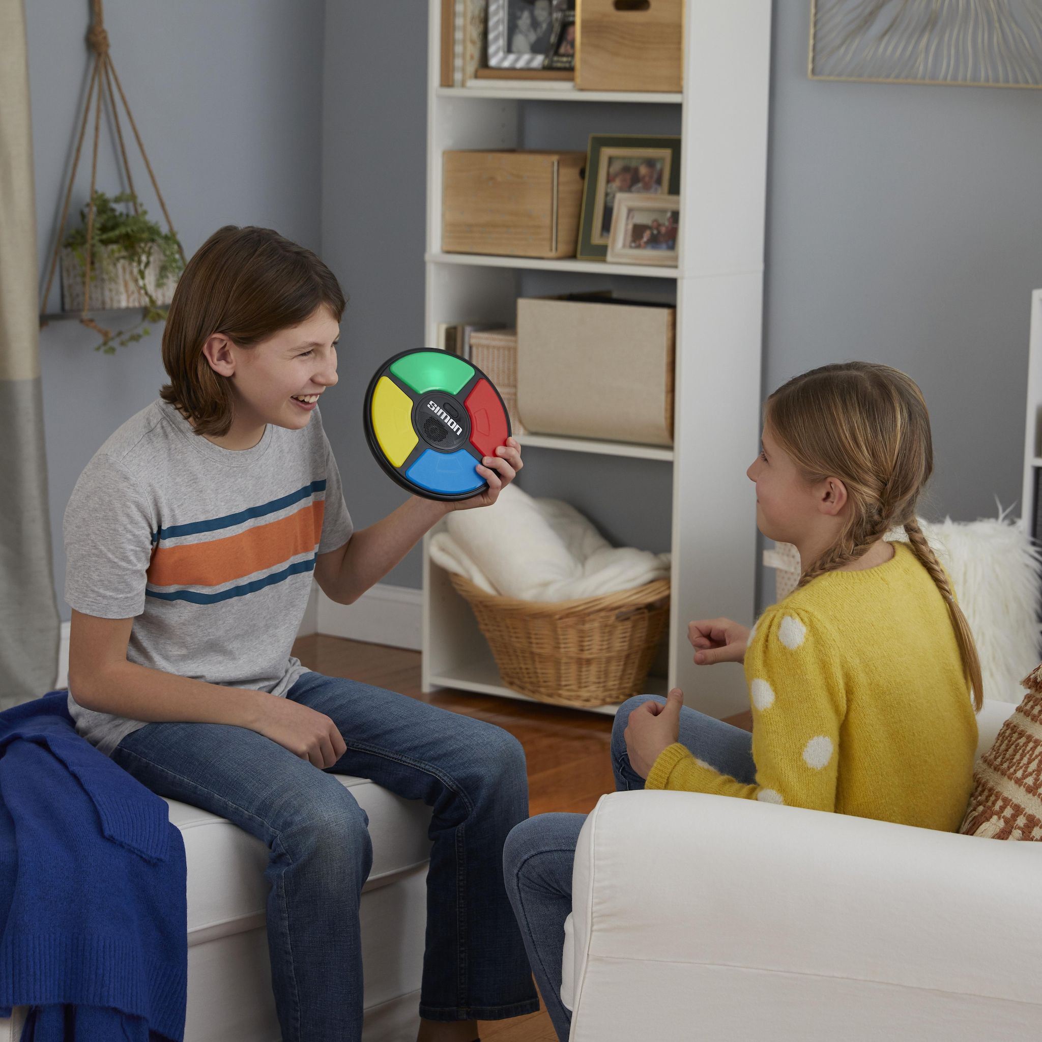 Voir la diapositive 6 : HASBRO Jeu Simon