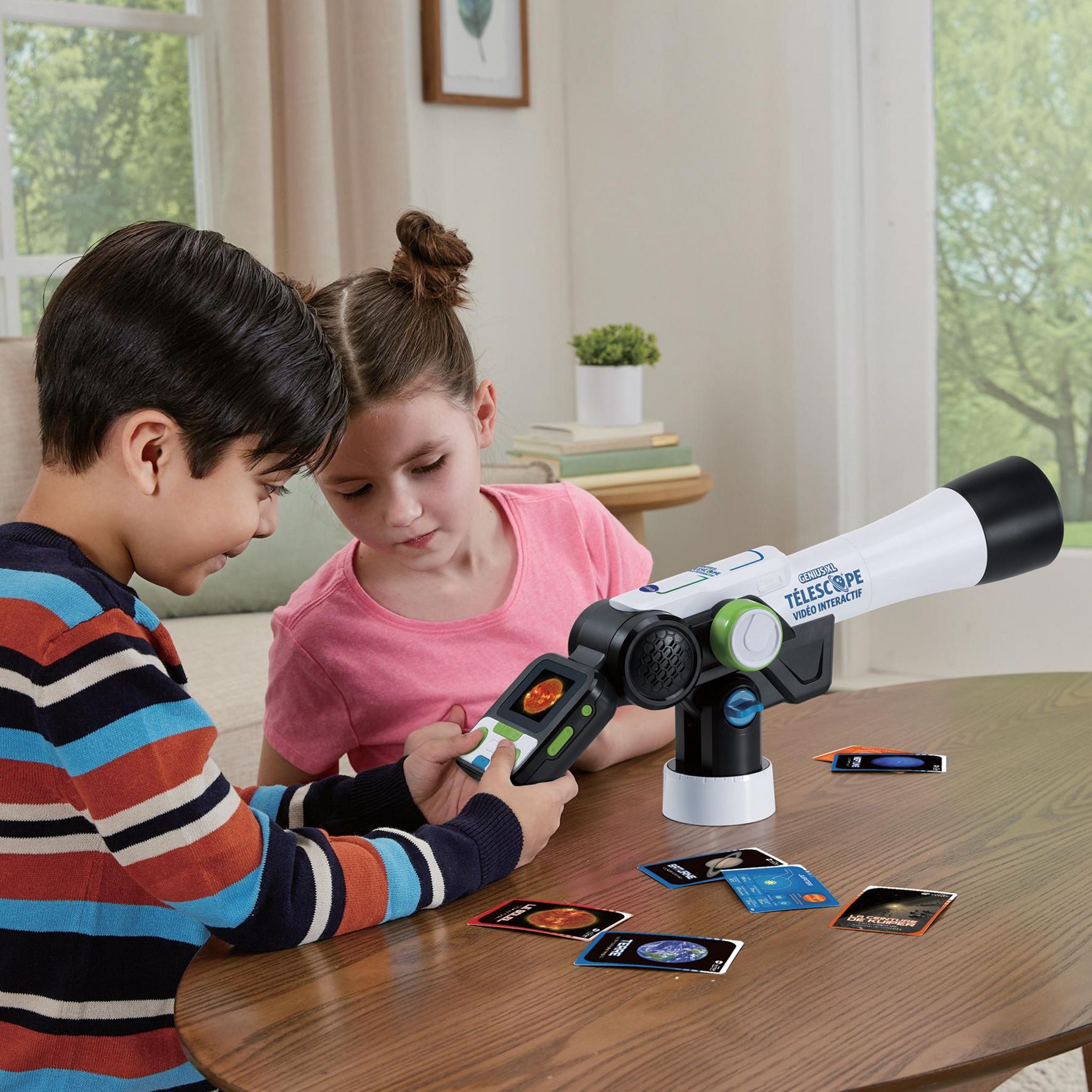 Voir la diapositive 11 : VTECH Télescope Vidéo Interactif - Genius XL