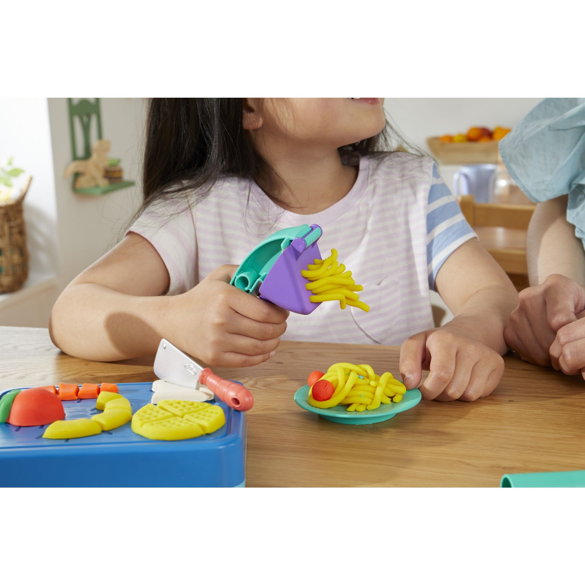 Voir la diapositive 3 : HASBRO Coffret Pâte à Modeler Petit Chef Cuisinier - Play Doh