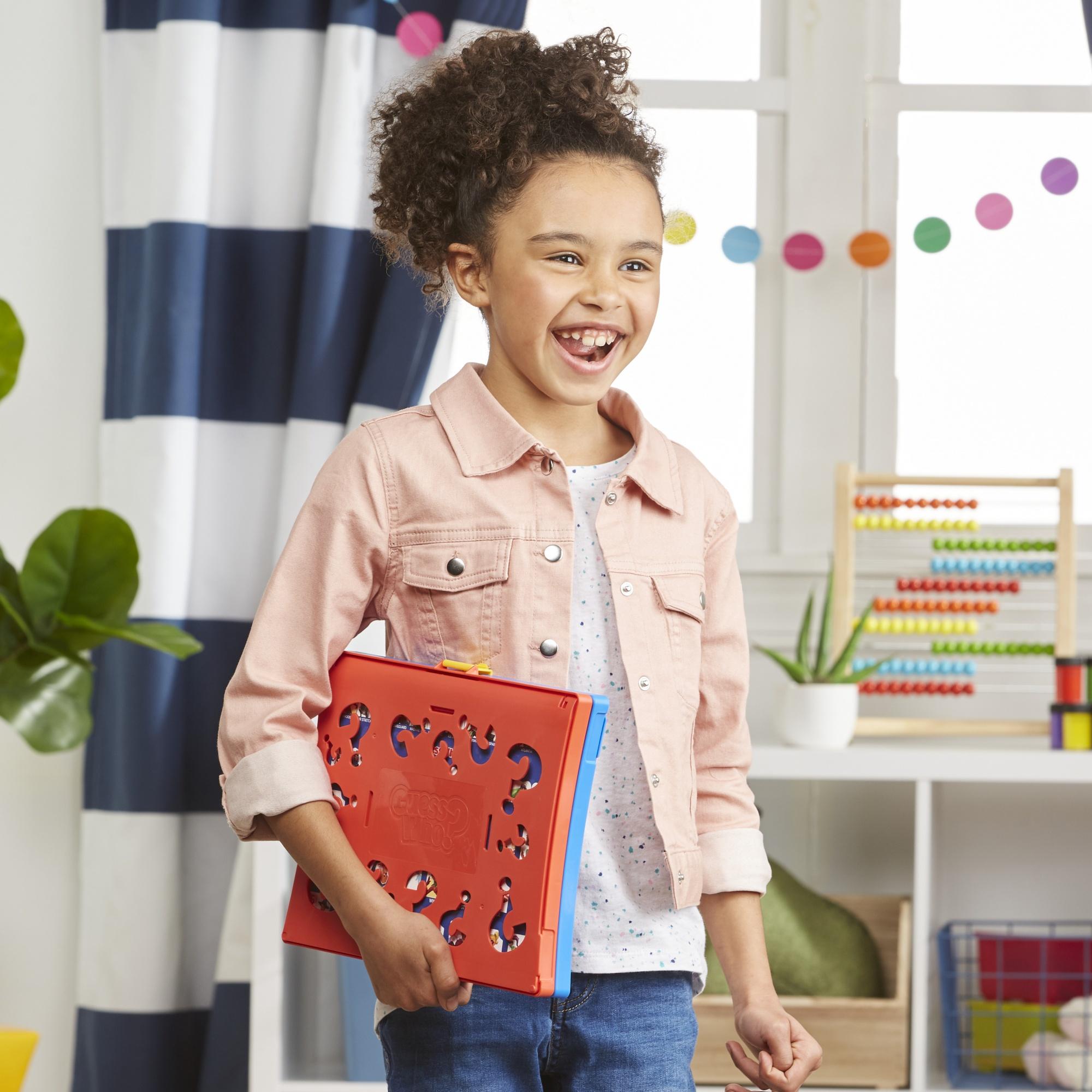 Voir la diapositive 4 : HASBRO Jeu Qui Est Ce ?