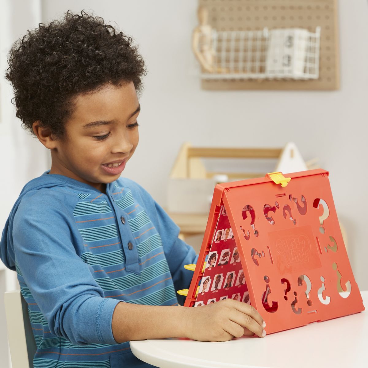 HASBRO Jeu Qui Est Ce ?