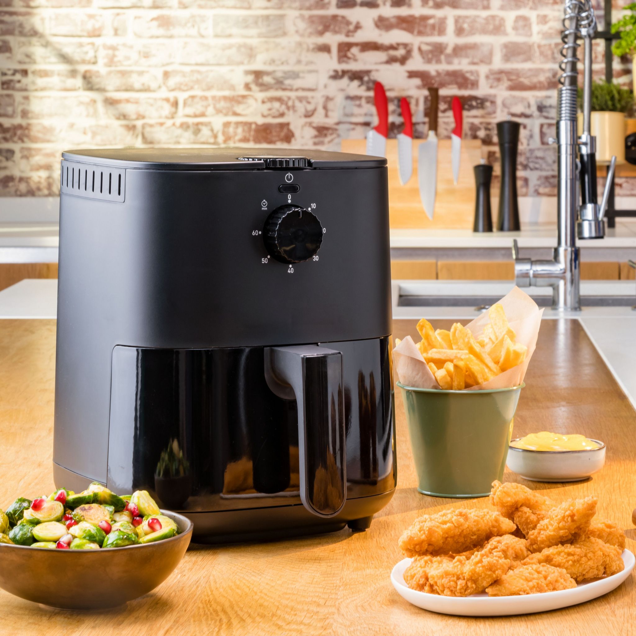 Voir la diapositive 16 : MOULINEX Friteuse électrique sans huile à air chaud EZ130810 - Noir