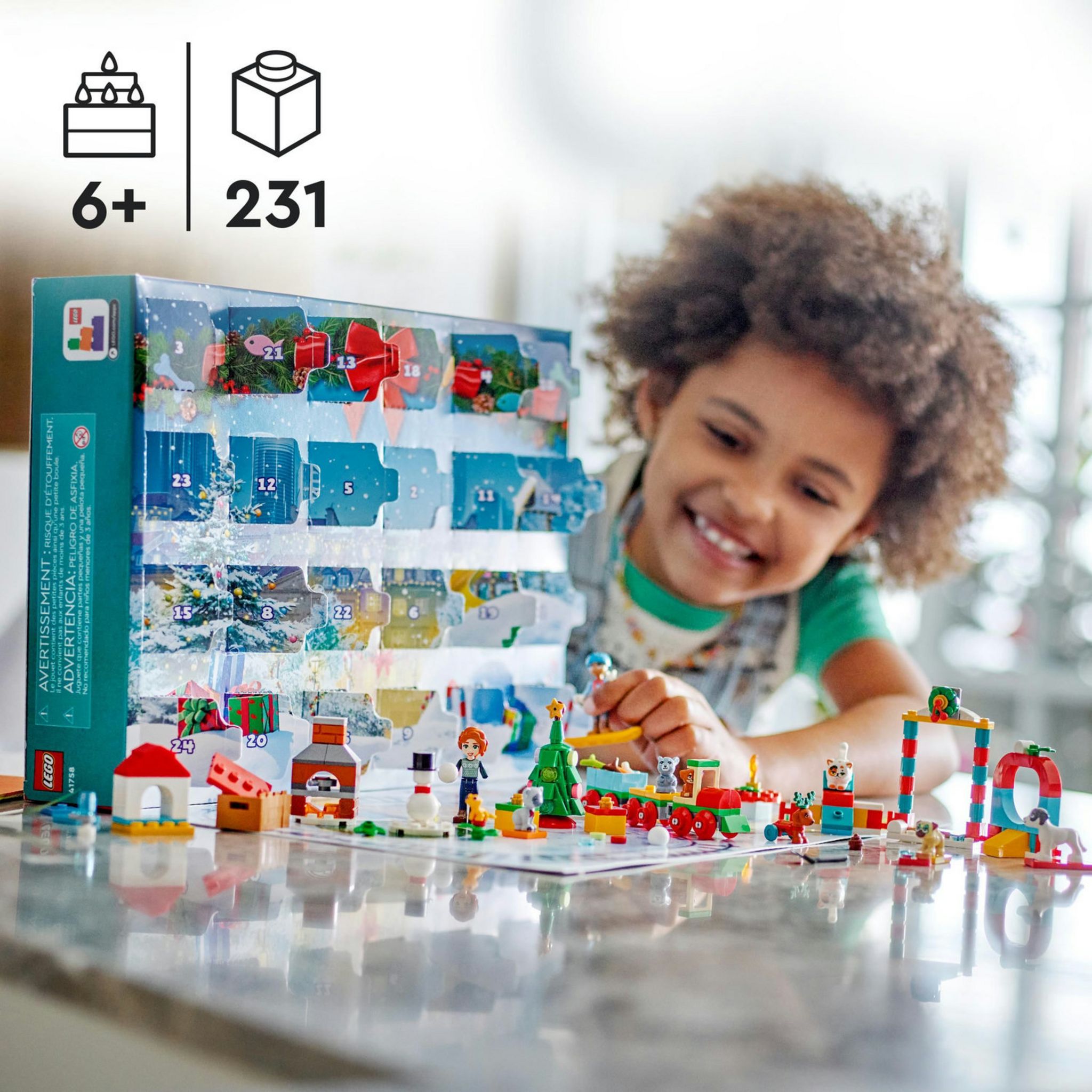 Voir la diapositive 7 : LEGO Friends 41758 - Le Calendrier de l Avent, avec 24 Cadeaux dont 8 Figurines d'Animaux, 2 Mini-Poupées
