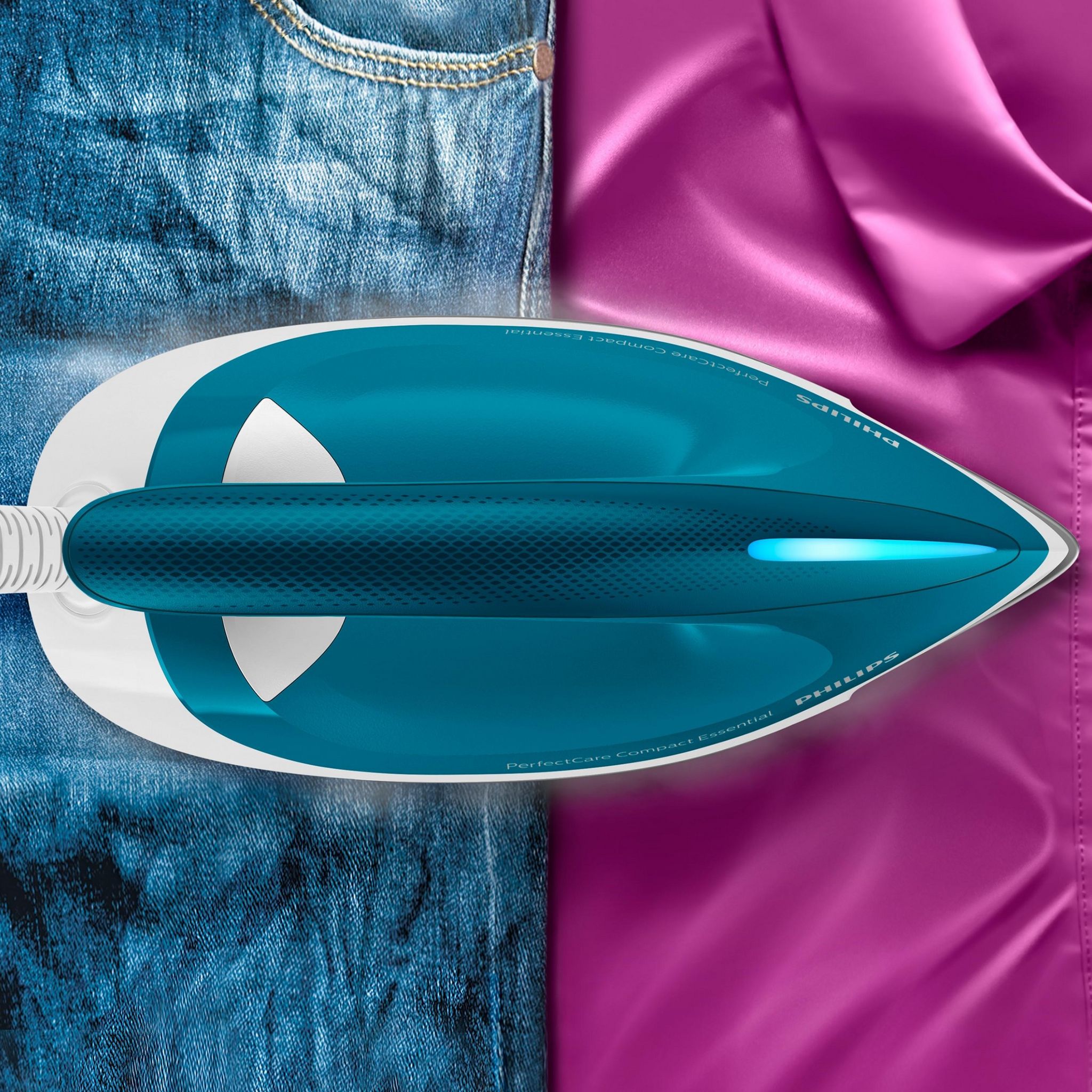 Voir la diapositive 7 : PHILIPS Centrale vapeur GC6815/20 - Bleu