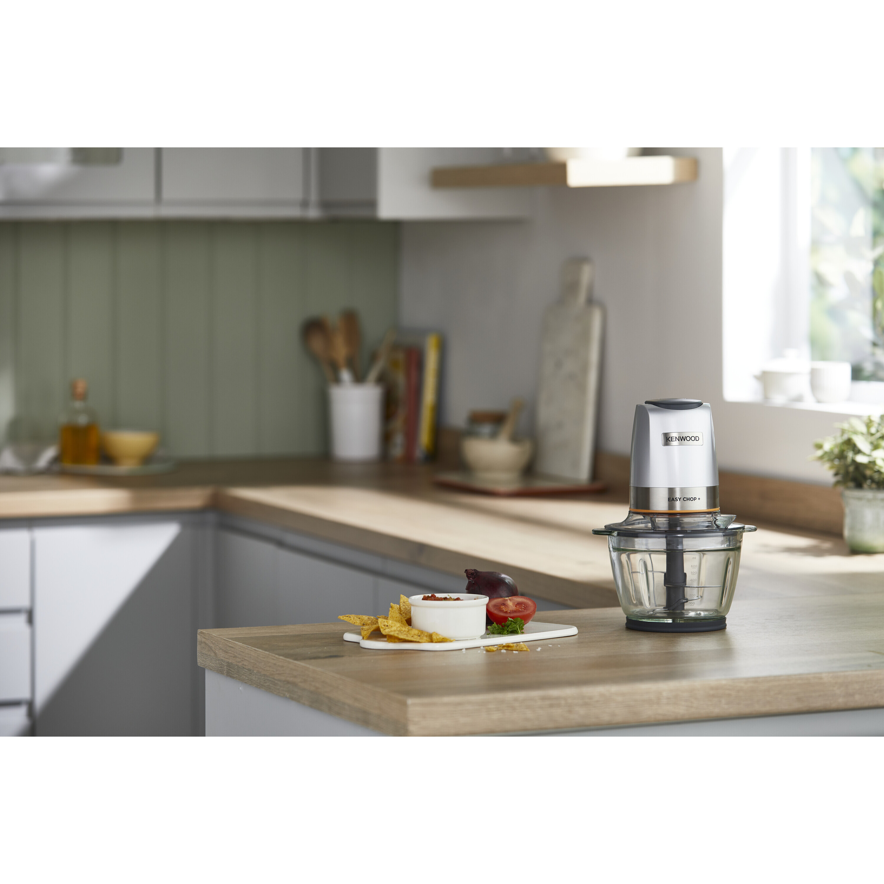 Voir la diapositive 8 : KENWOOD Mini hachoir électrique CHP62.400SI - Gris