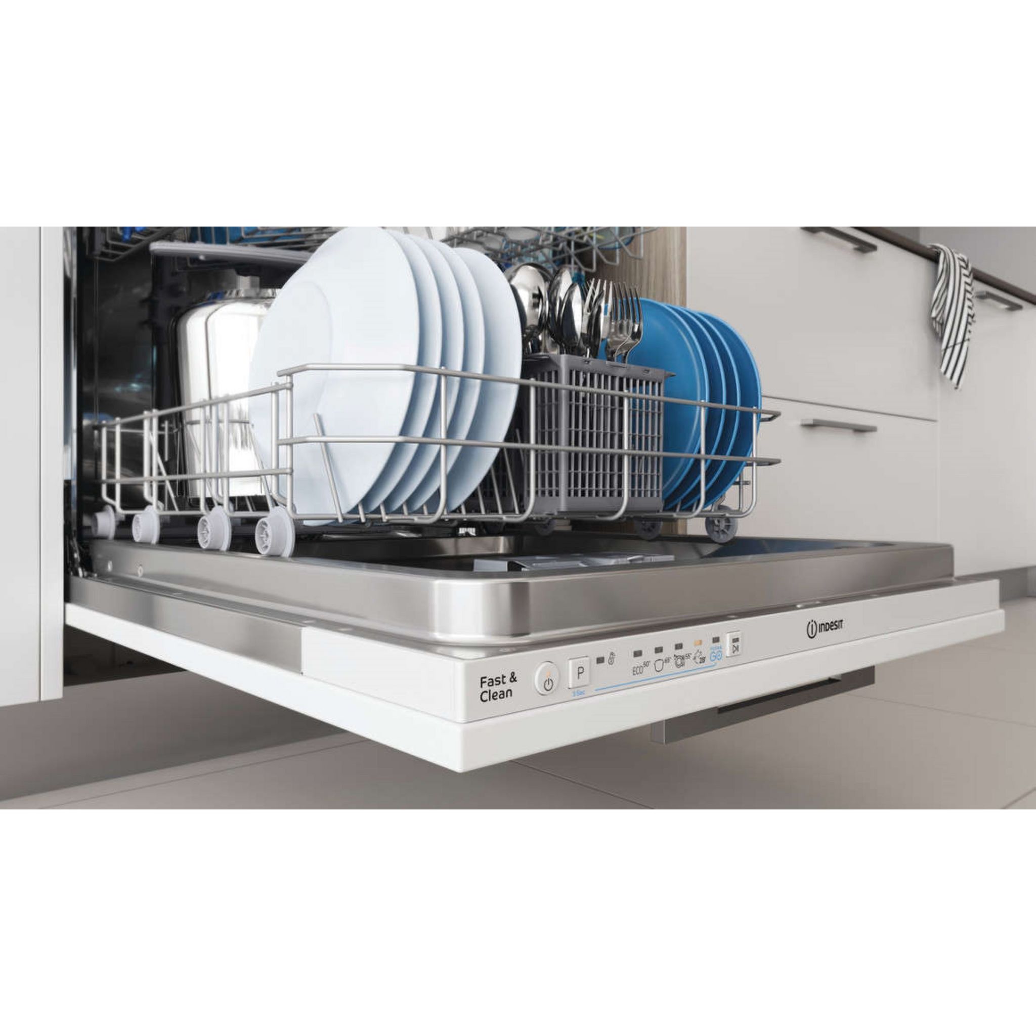 Voir la diapositive 2 : INDESIT Lave vaisselle encastrable DIE2B19, 13 couverts, 60 cm, 49 dB, 5 programmes, F