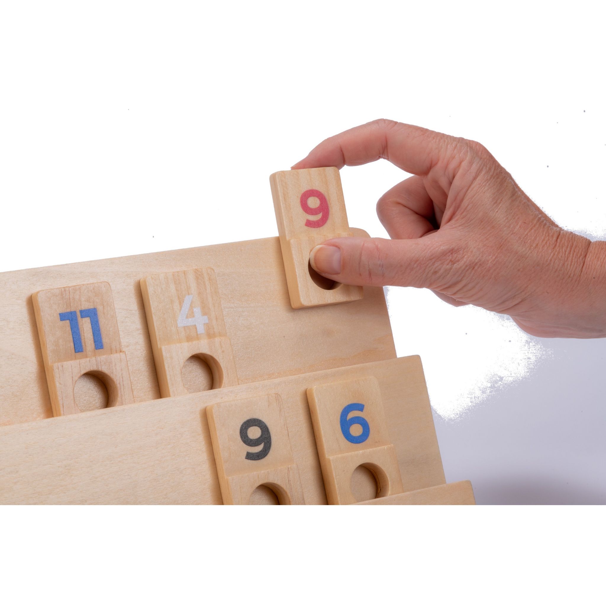 Voir la diapositive 4 : MASTER SENIOR Jeu du Rummy