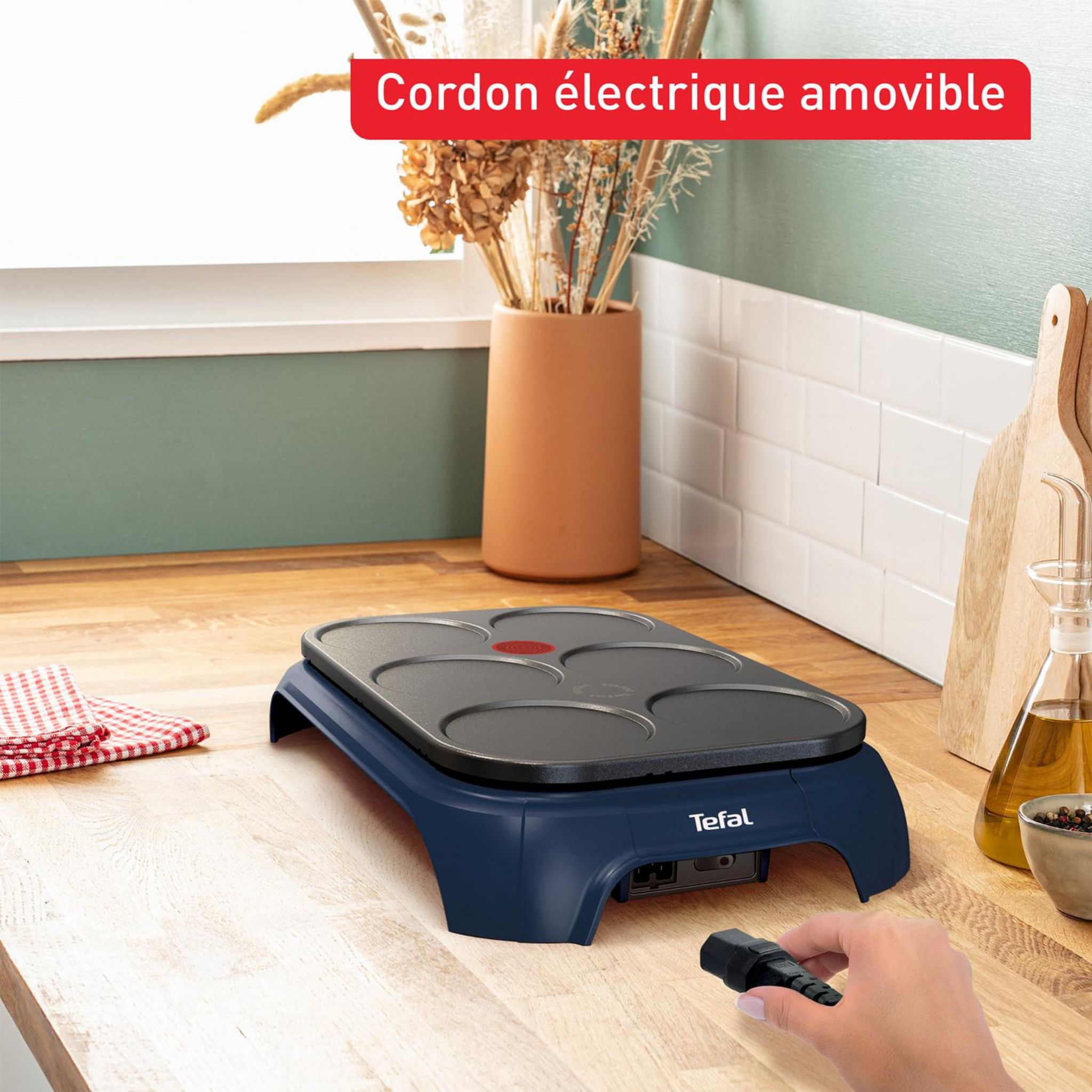 Voir la diapositive 3 : TEFAL Crêpière  PY559410 - Bleu