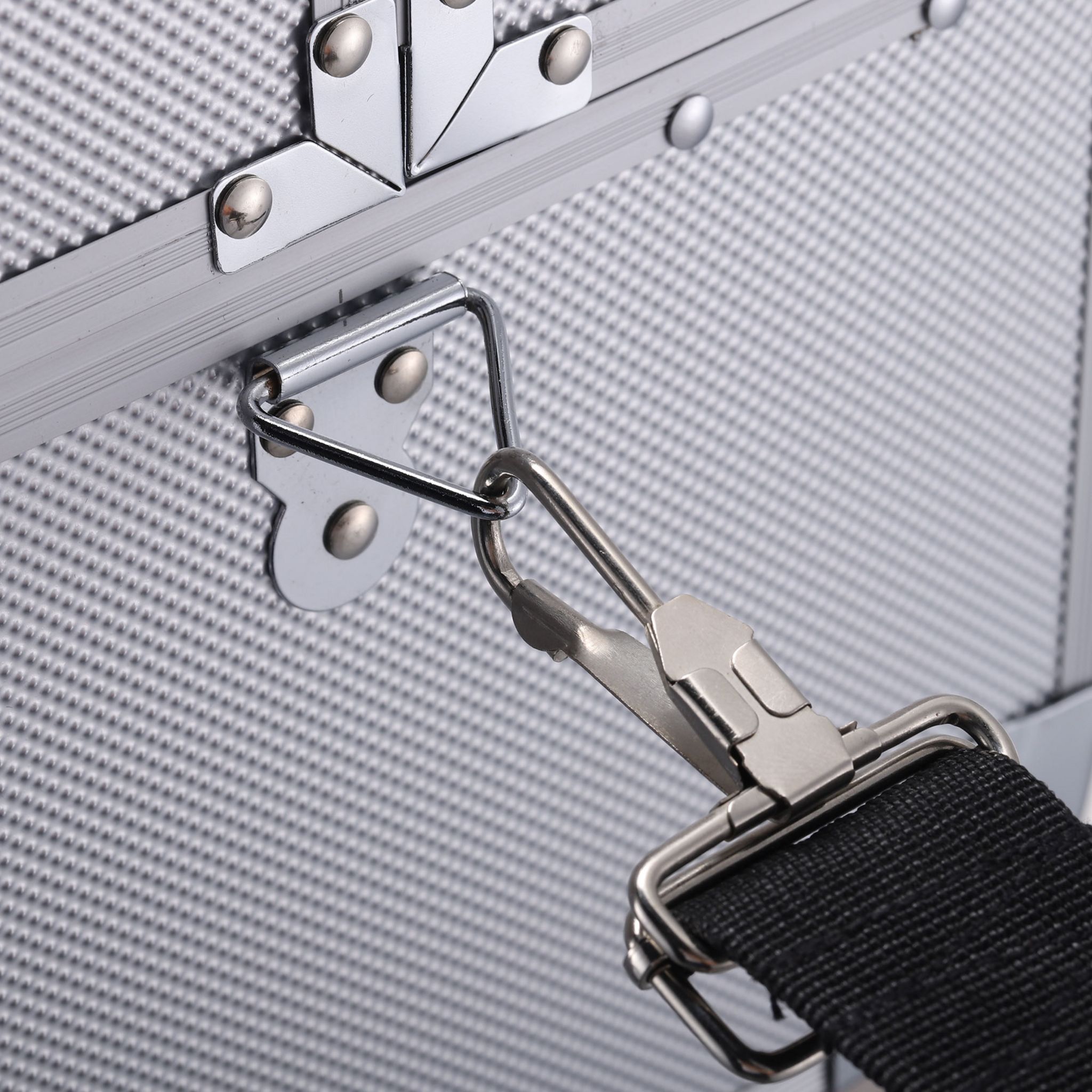 Voir la diapositive 6 : PREGO Malette de maquillage MAKE ME UP LITE - Gris