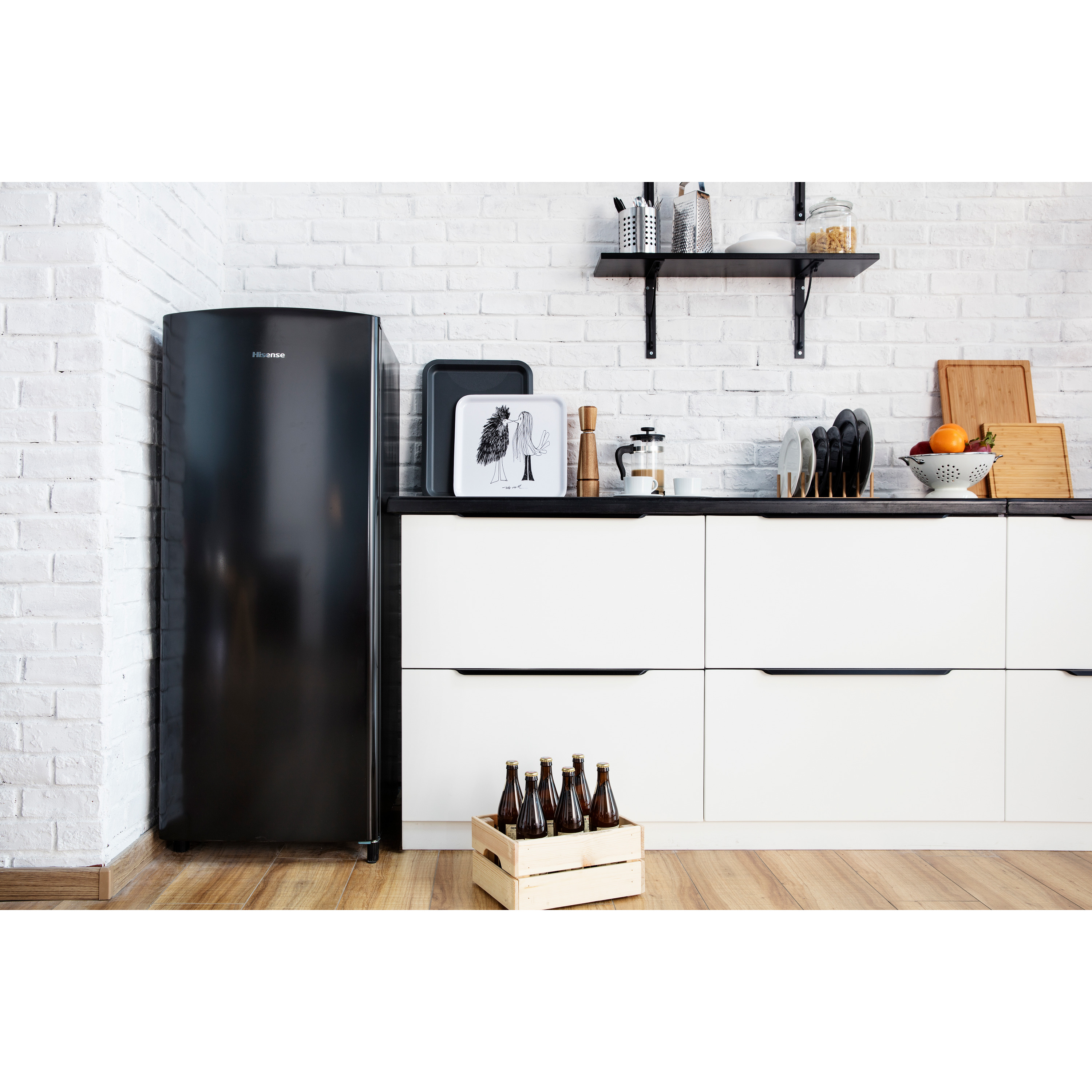 Voir la diapositive 4 : HISENSE Réfrigérateur 1 porte  RR220D4ABF, 165 L, Froid statique, F
