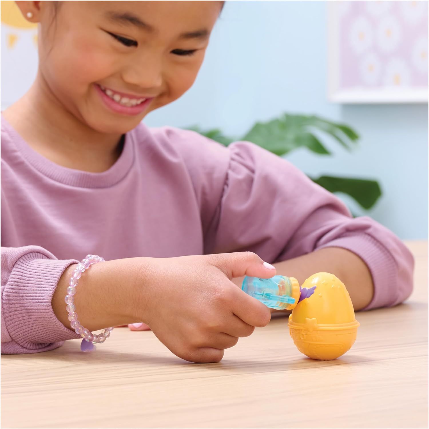 Voir la diapositive 3 : SPIN MASTER Figurine Hatchimal avec Biberon