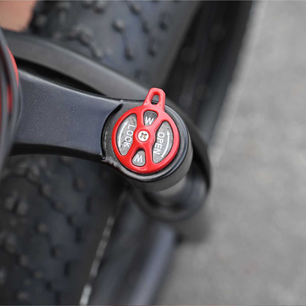 YEEP.ME Vélo avec Assistance Électrique Holiday 26 pouces - Rouge