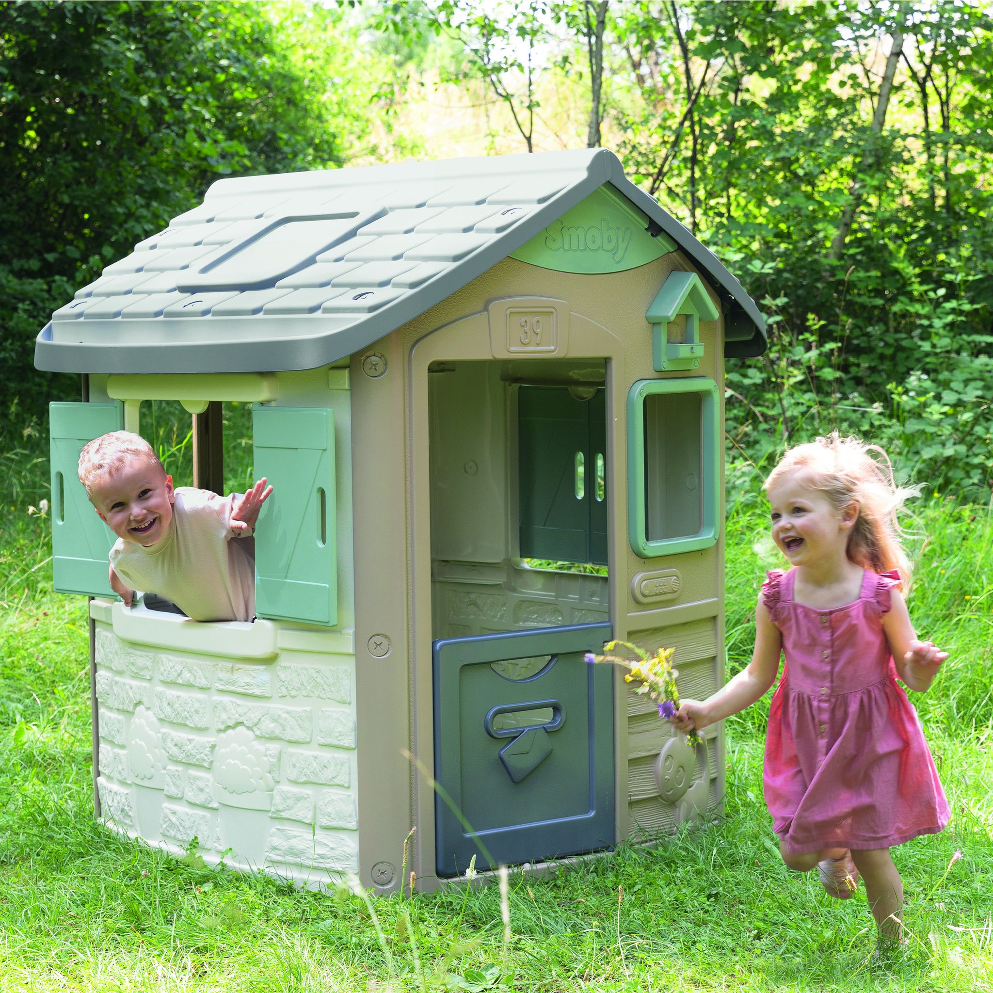 Voir la diapositive 5 : SMOBY Maison Jura Lodge Green