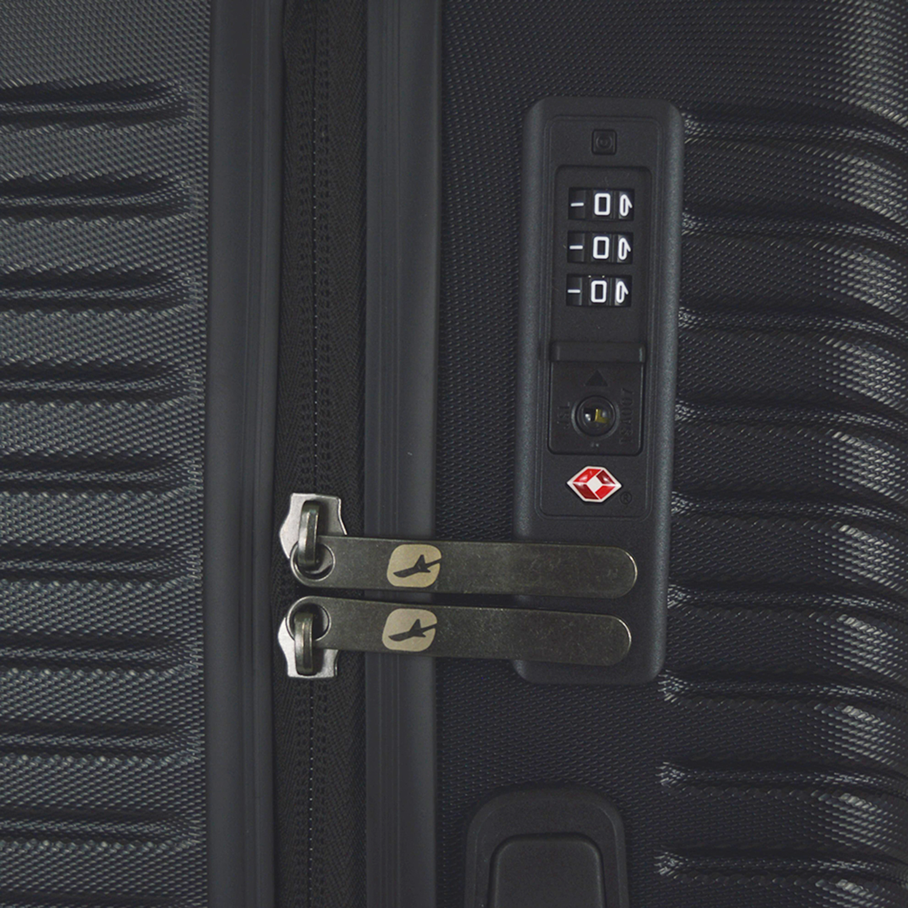 Voir la diapositive 4 : AIRPORT Valise Xtrip ABS 55cm 8 roues - Noir
