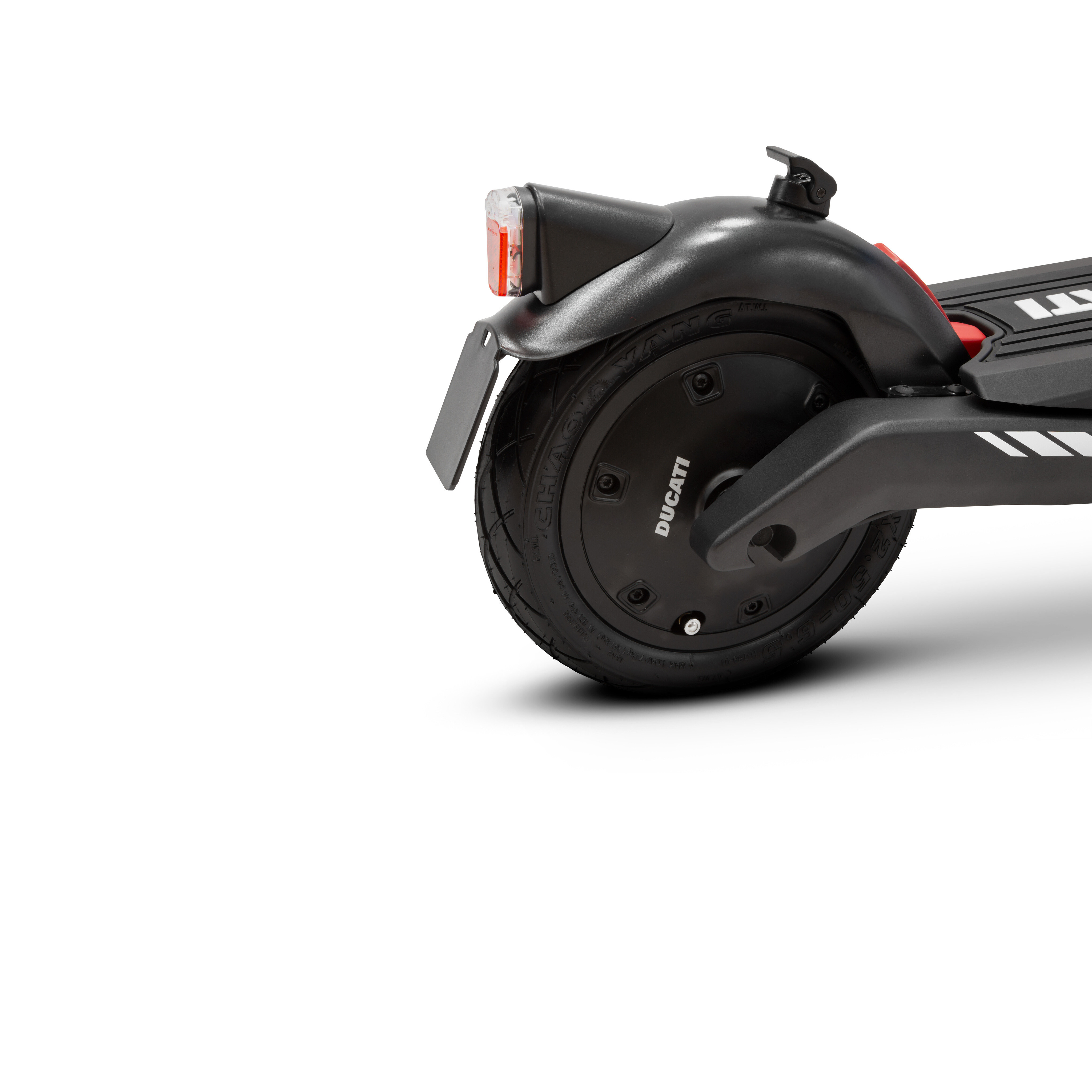 Voir la diapositive 5 : DUCATI Trottinette PRO III 10 pouces