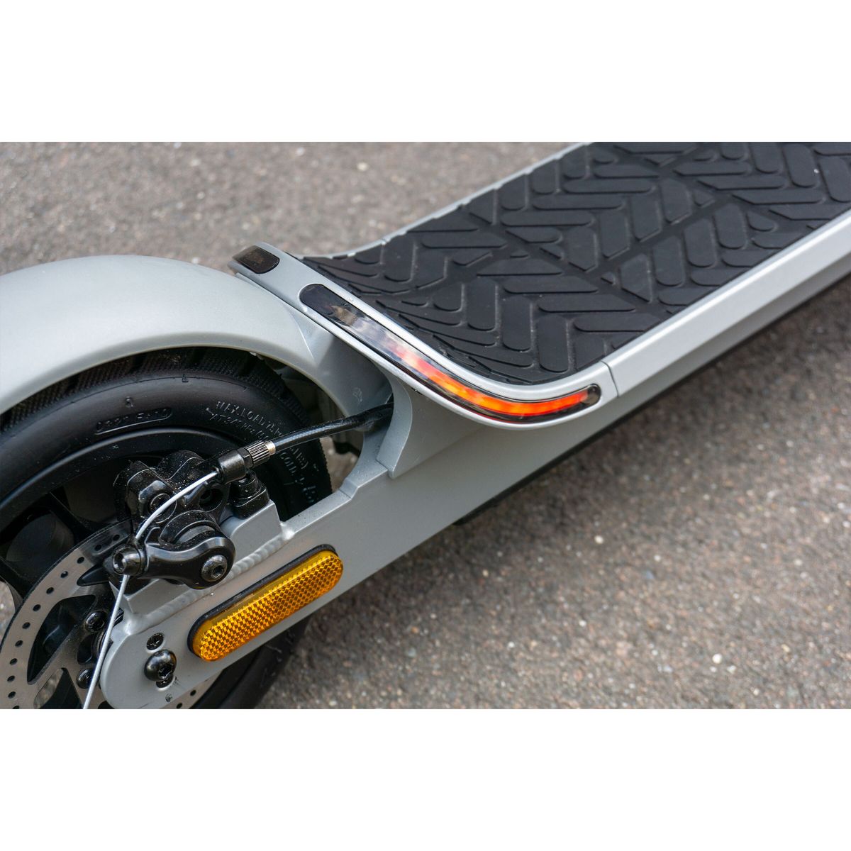 YEEP.ME Trottinette électrique 100 C SIGNATURE - Gris métal