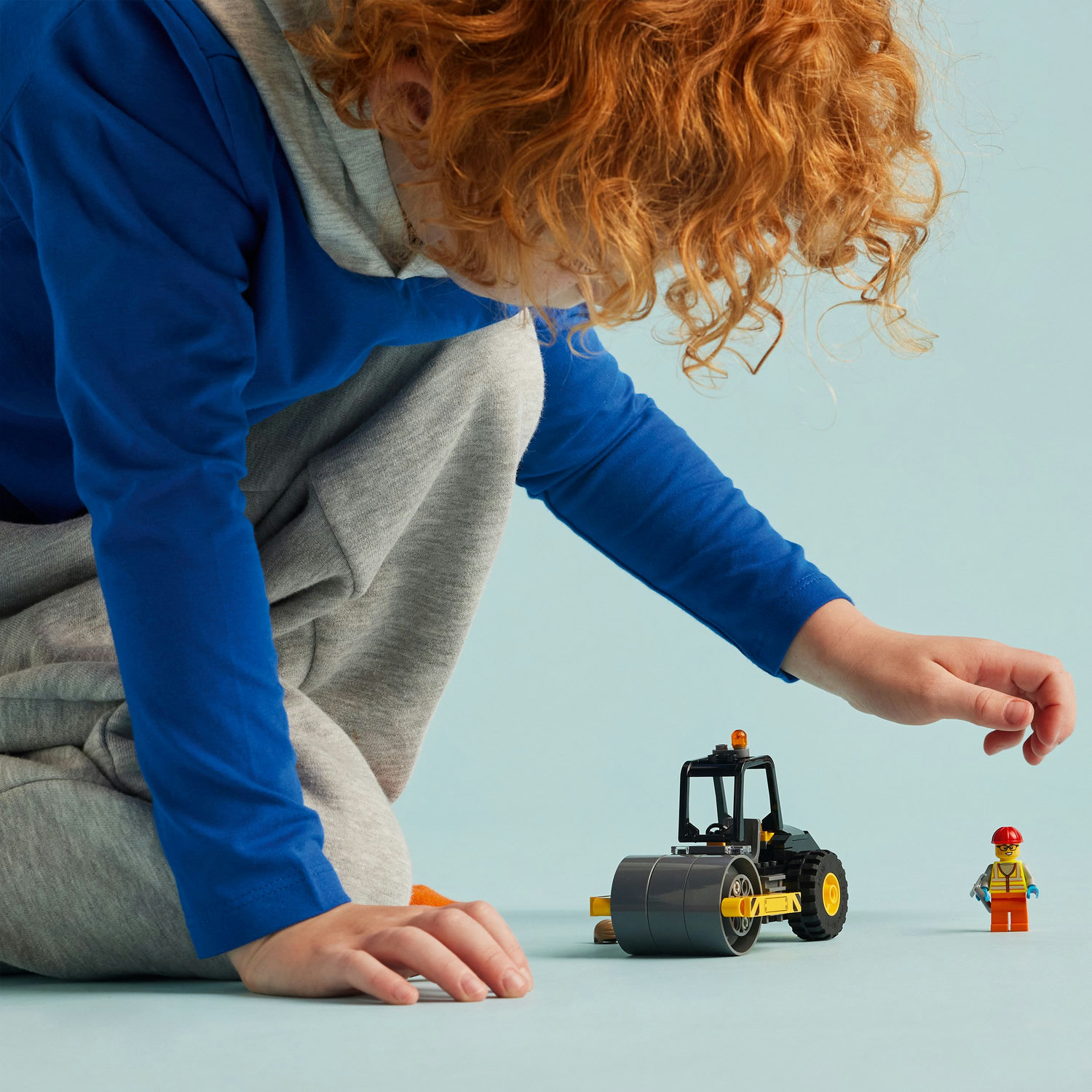 Voir la diapositive 7 : LEGO City 60401 Le Rouleau Compresseur de Chantier, Maquette de Jouet de Camion avec Minifigurines d'Ouvrier