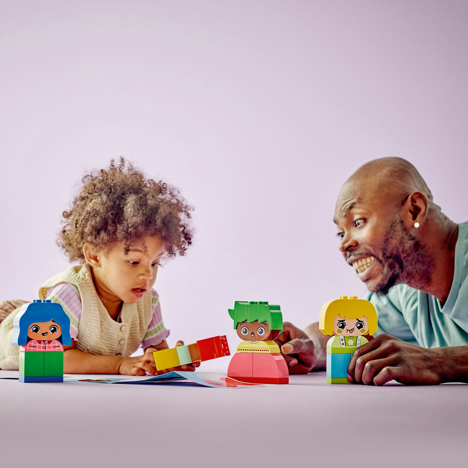 Voir la diapositive 6 : LEGO DUPLO My First 10415 Fortes Émotions et Grands Sentiments, Jouet pour Bébés, 23 Briques Colorées et 4 Personnages