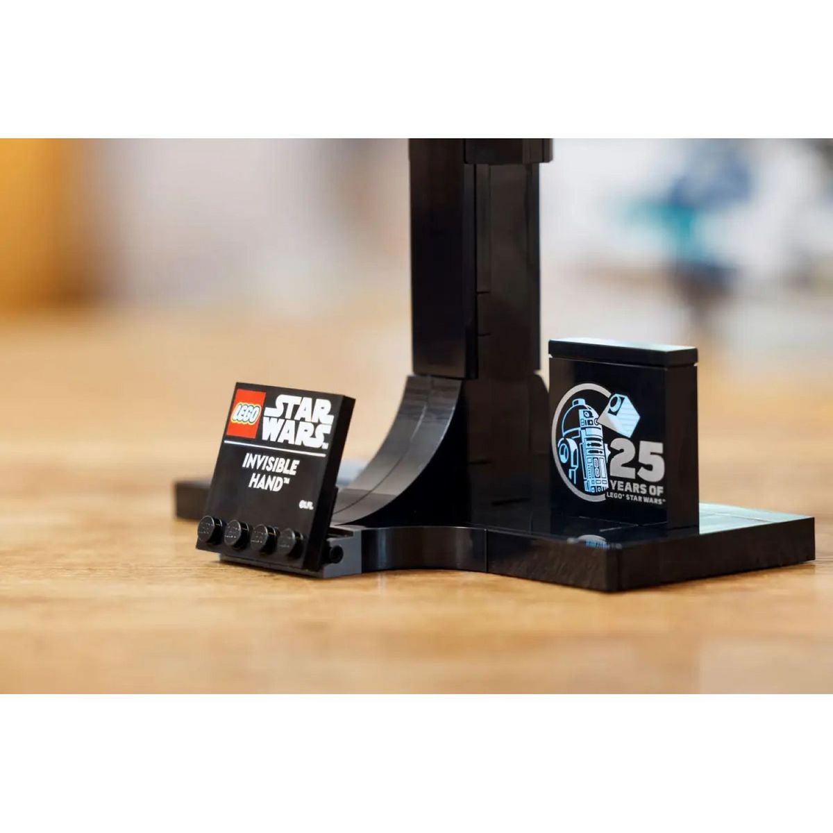 LEGO LEGO Star Wars 75377 La Main Invisible, Set de Construction avec Vaisseau Spatial