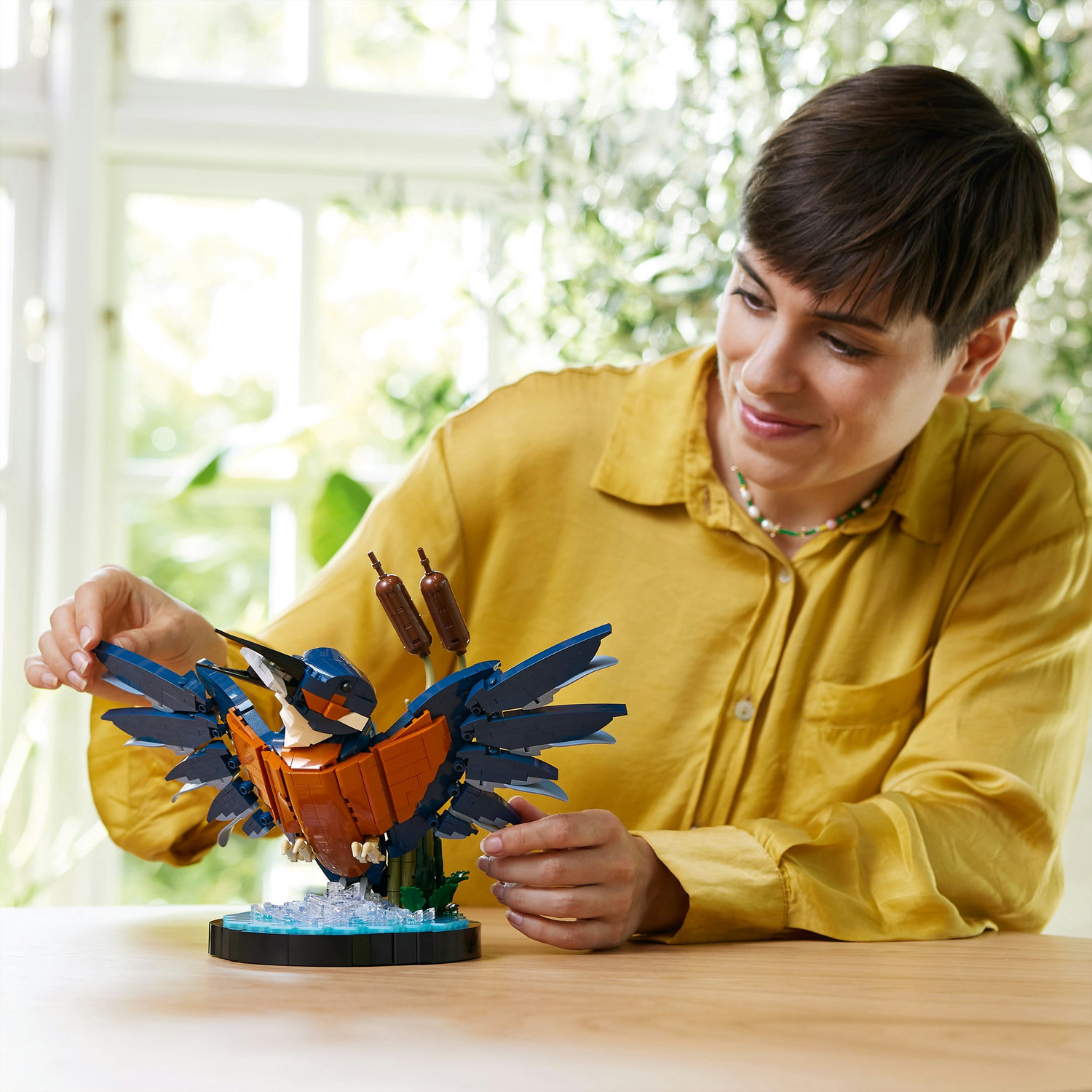 Voir la diapositive 7 : LEGO LEGO Icons 10331 Le Martin-pêcheur, Kit de Maquette pour Adultes, Idée Cadeau de Décoration Maison ou Bureau