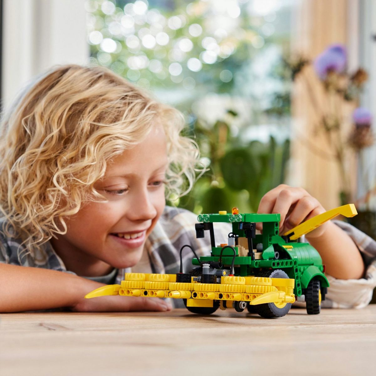 LEGO Technic 42168 John Deere 9700 Forage Harvester, Jouet de Tracteur Agricole, Cadeau Enfants 9 Ans