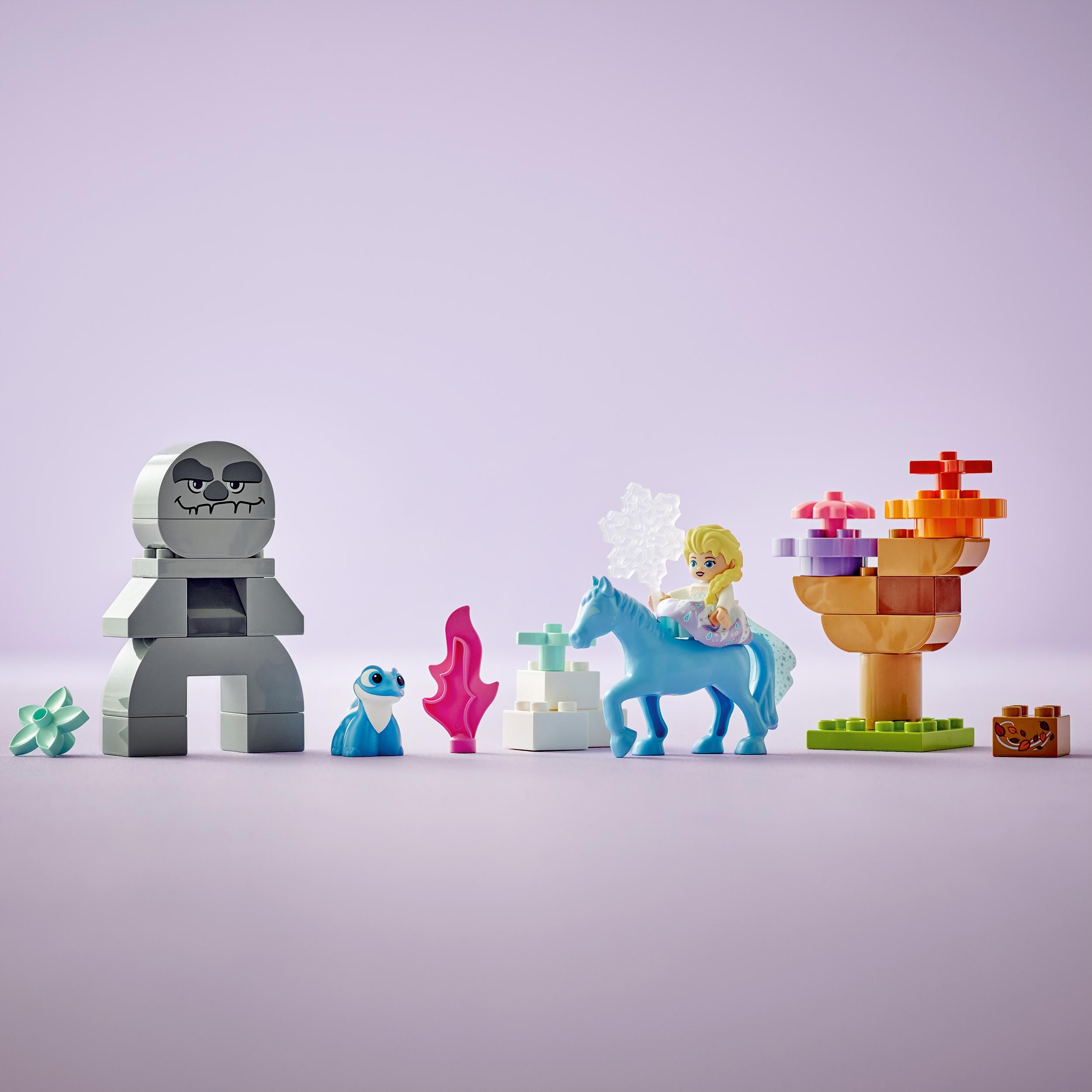 Voir la diapositive 6 : LEGO DUPLO 10418 - Elsa et Bruni dans la forêt enchanté Disney Reine des Neiges