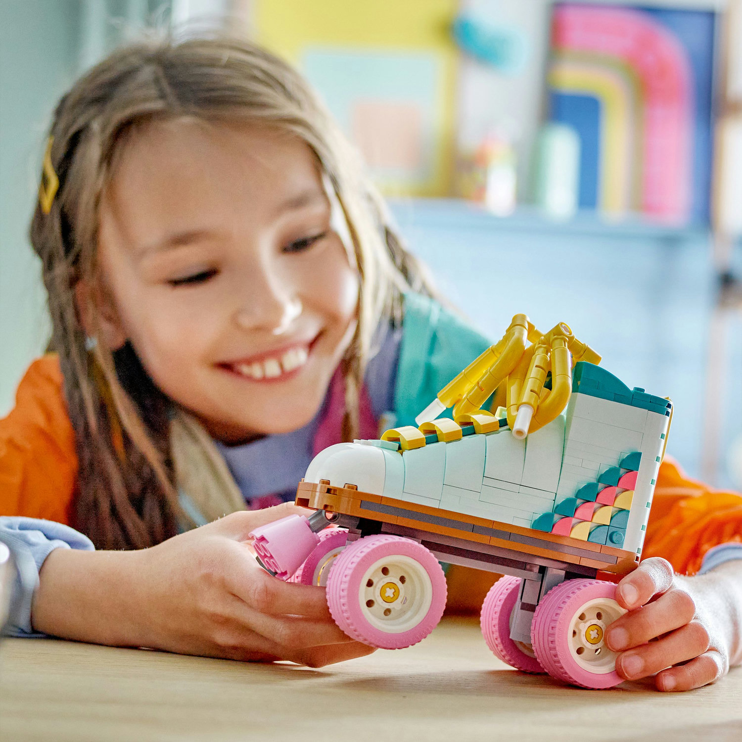 Voir la diapositive 7 : LEGO LEGO Creator 3-en-1 31148 Les Patins à Roulettes Rétro - Jouet pour Fille ou Garçon 8 ans