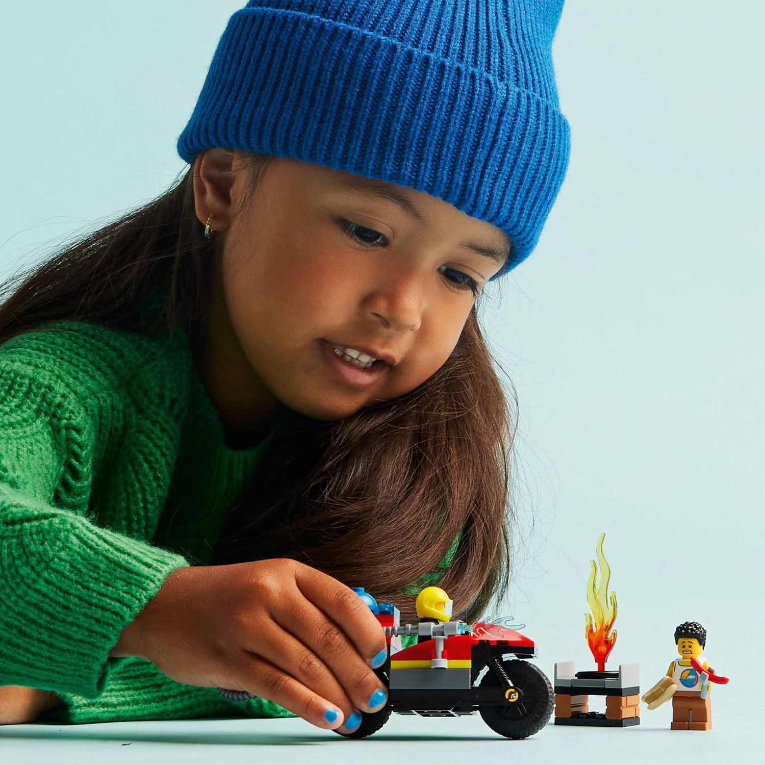 Voir la diapositive 7 : LEGO City 60410 La Moto d'Intervention Rapide des Pompiers, Jouet de Véhicule avec 2 Minifigurines incl. Pompière