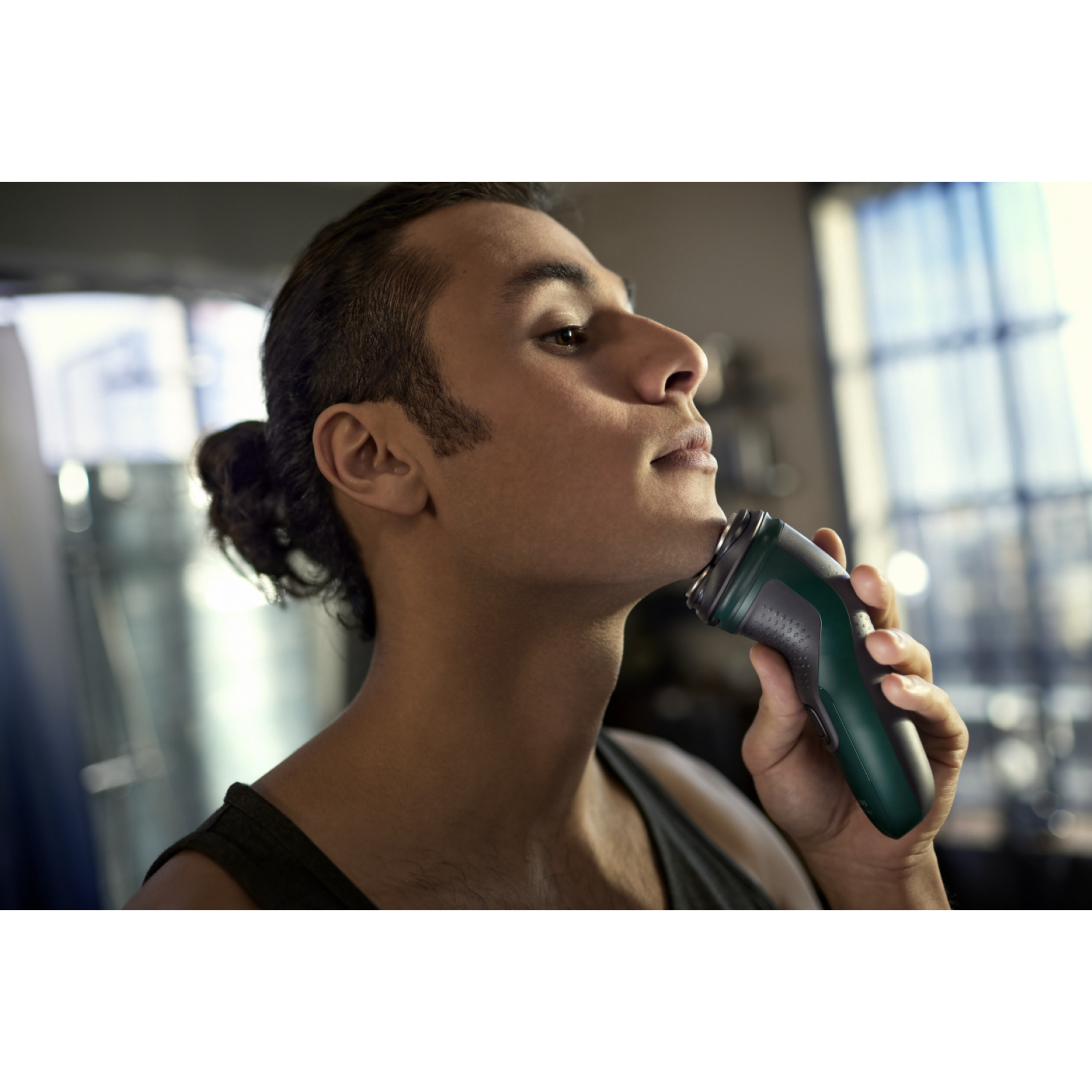 Voir la diapositive 2 : PHILIPS Rasoir électrique X3002/00 - Noir