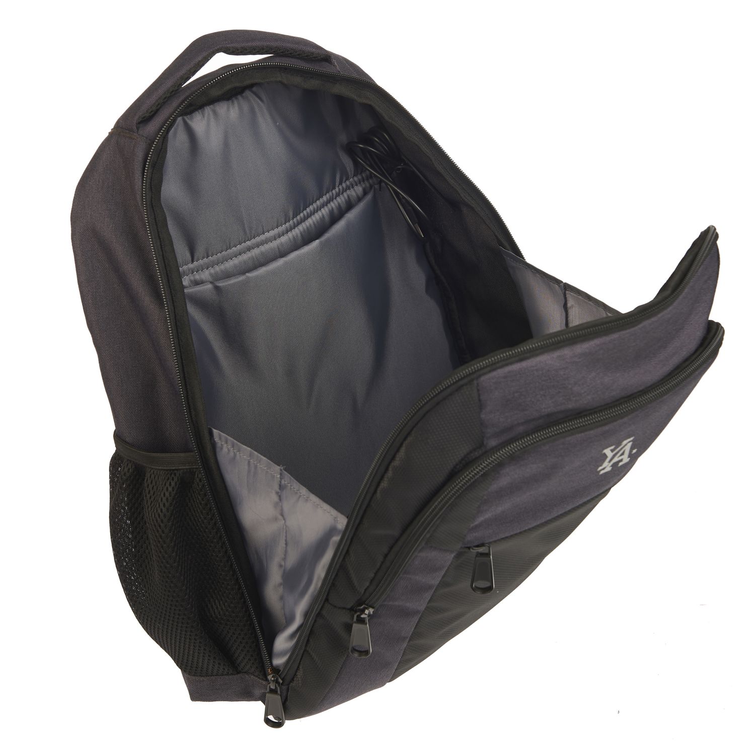 Voir la diapositive 7 : AUCHAN Sac à dos 1 compartiment noir