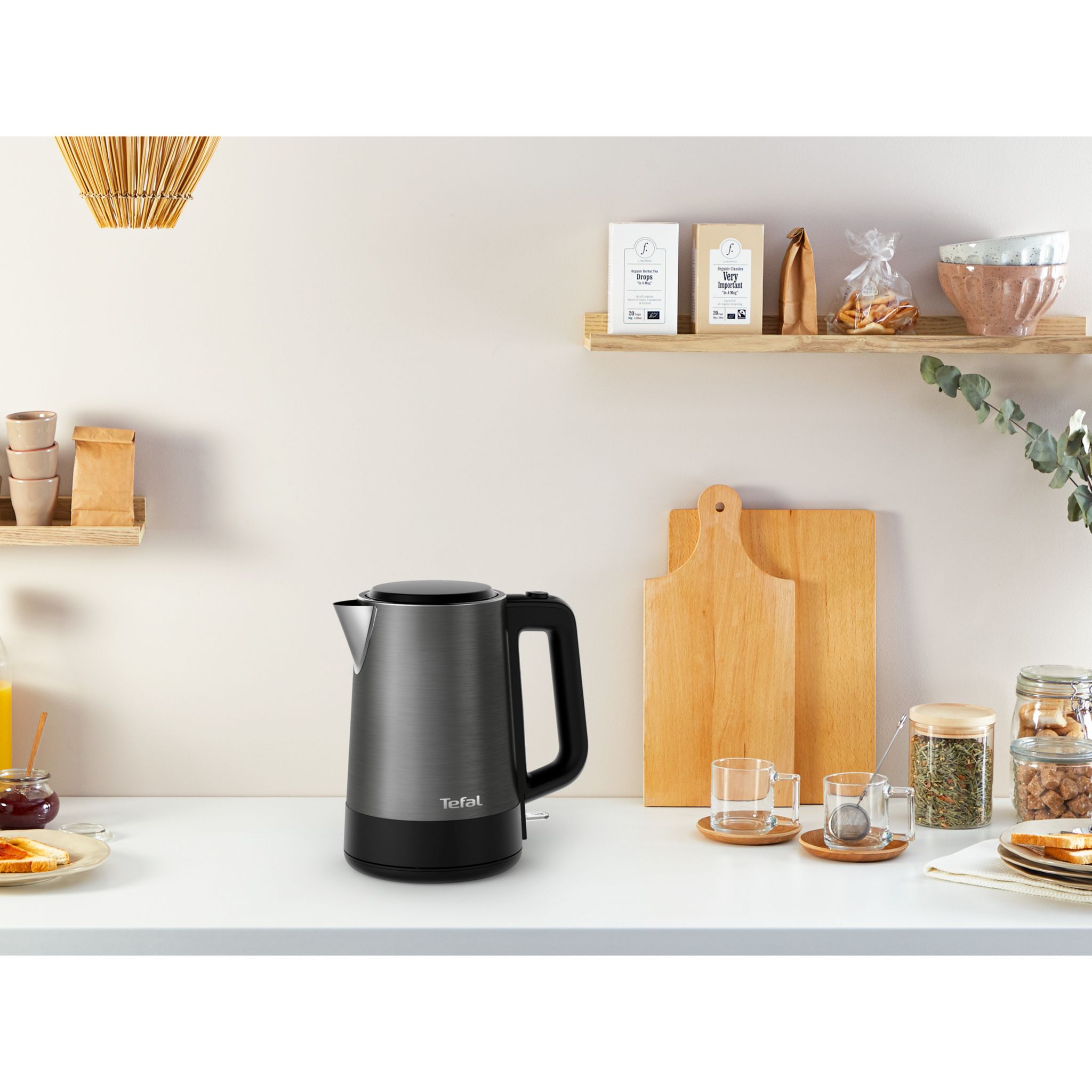 Voir la diapositive 2 : TEFAL Bouilloire électrique BI520810 - Noir