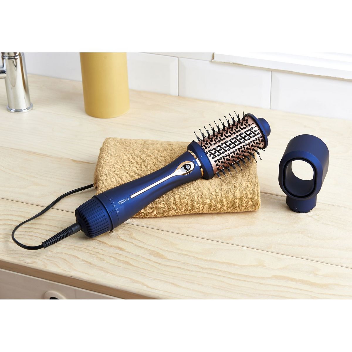 QILIVE Brosse soufflante 2 en 1 Q.5771 - Bleu