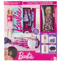 Promo Barbie barbie et sa fiat 500 chez Auchan Supermarché