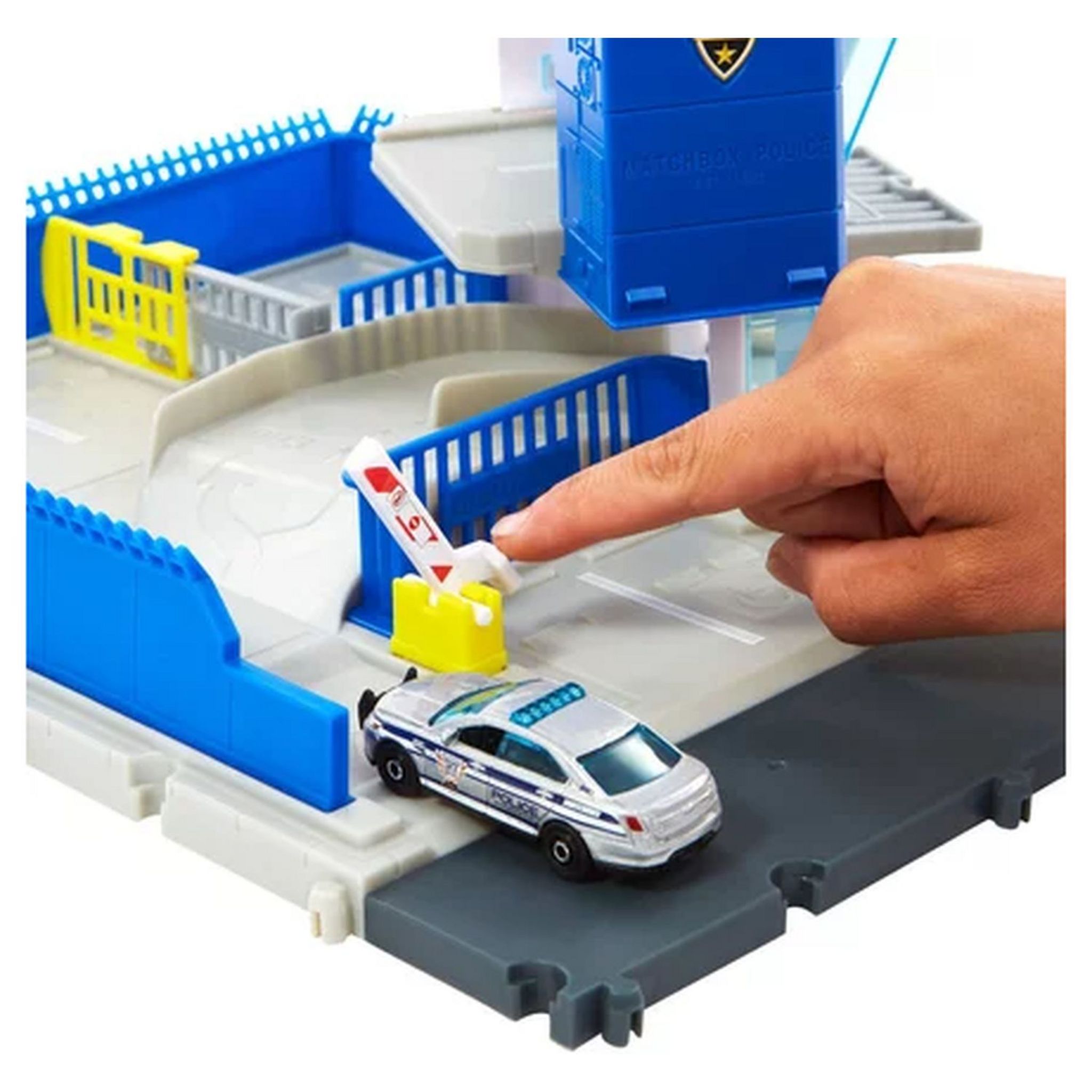 Voir la diapositive 7 : MATTEL Station de Police MatchBox