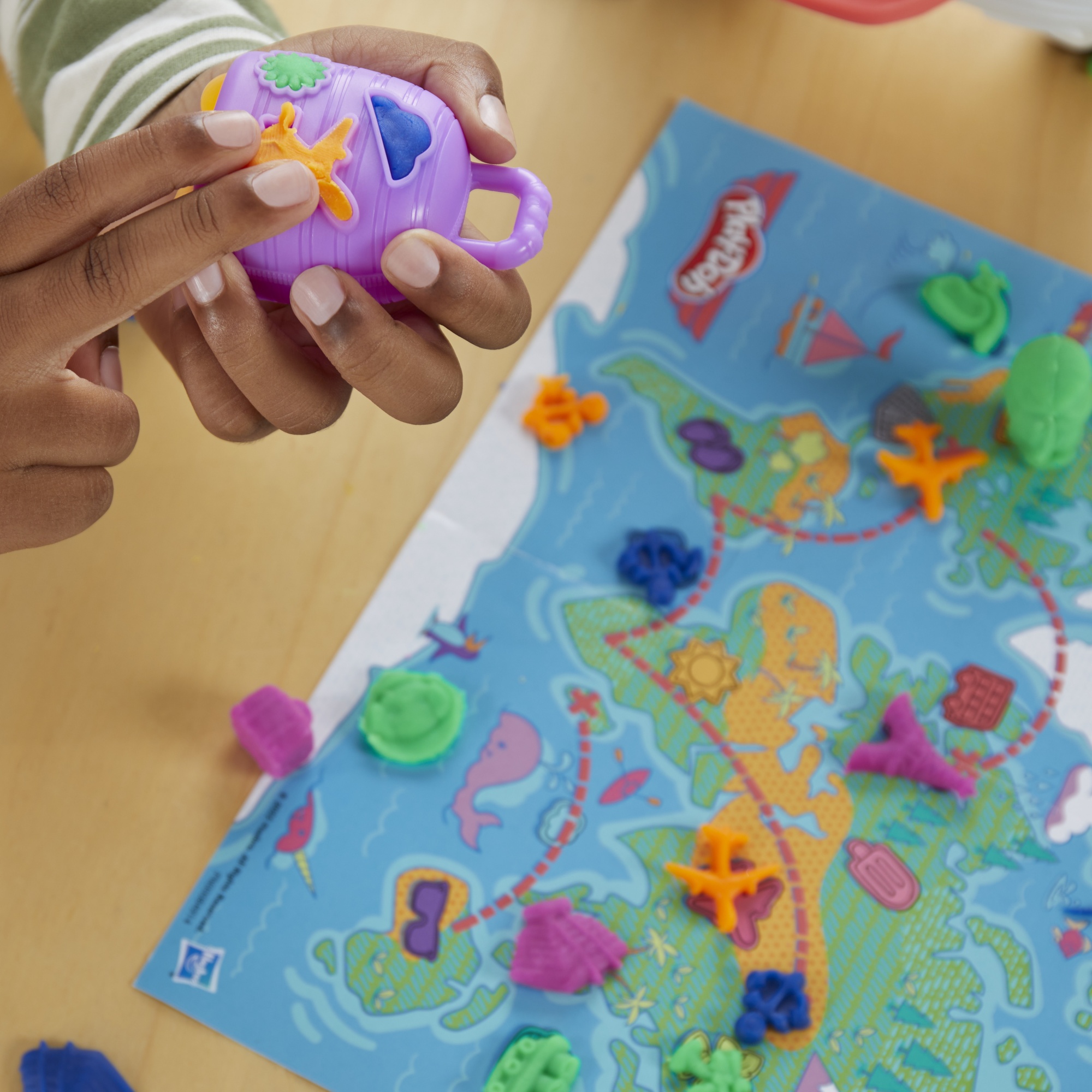 Voir la diapositive 3 : HASBRO Pâte à modeler Mon Avion des découvertes