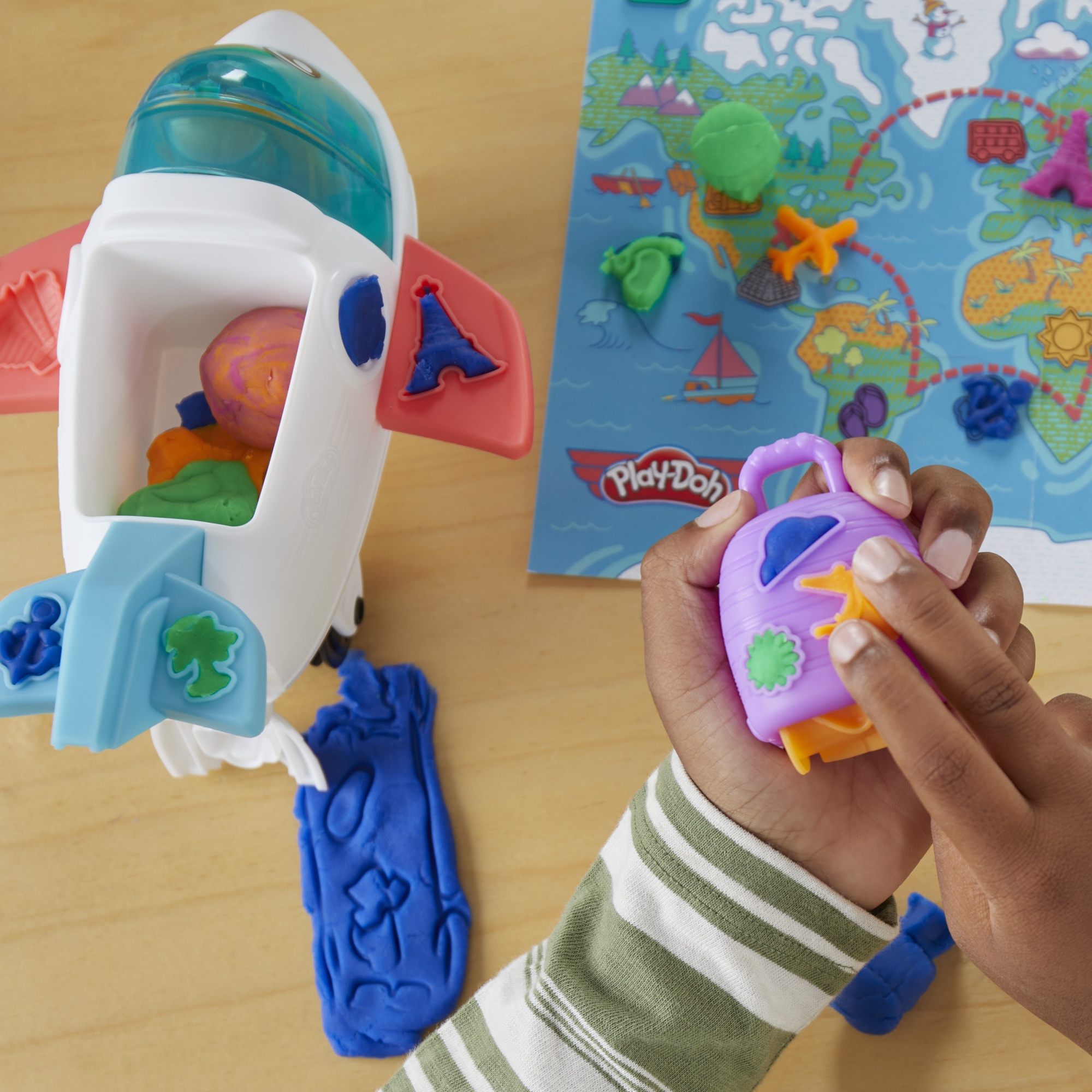 Voir la diapositive 4 : HASBRO Pâte à modeler Mon Avion des découvertes