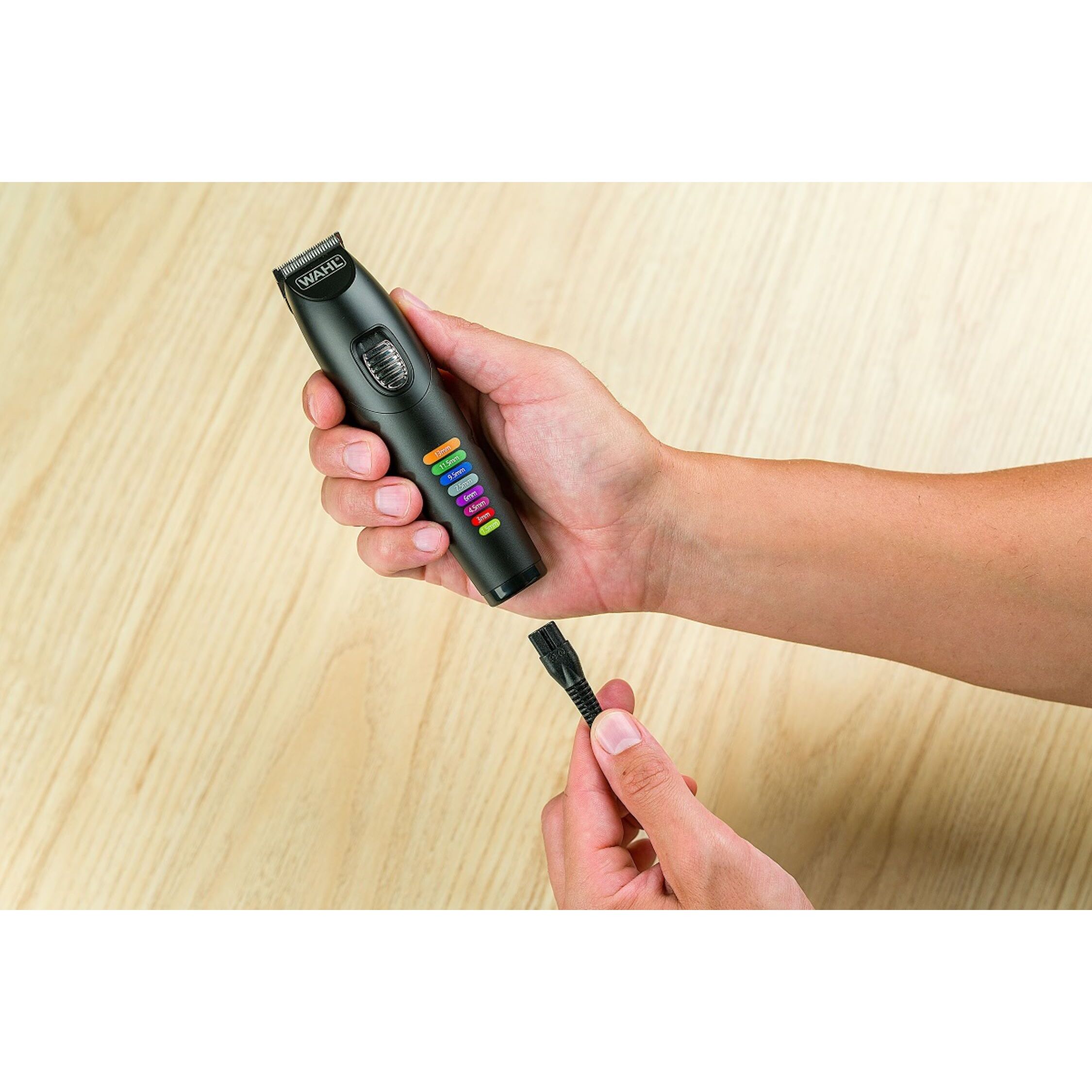 Voir la diapositive 13 : WAHL Tondeuse multifonction 09893.0464 - Noir