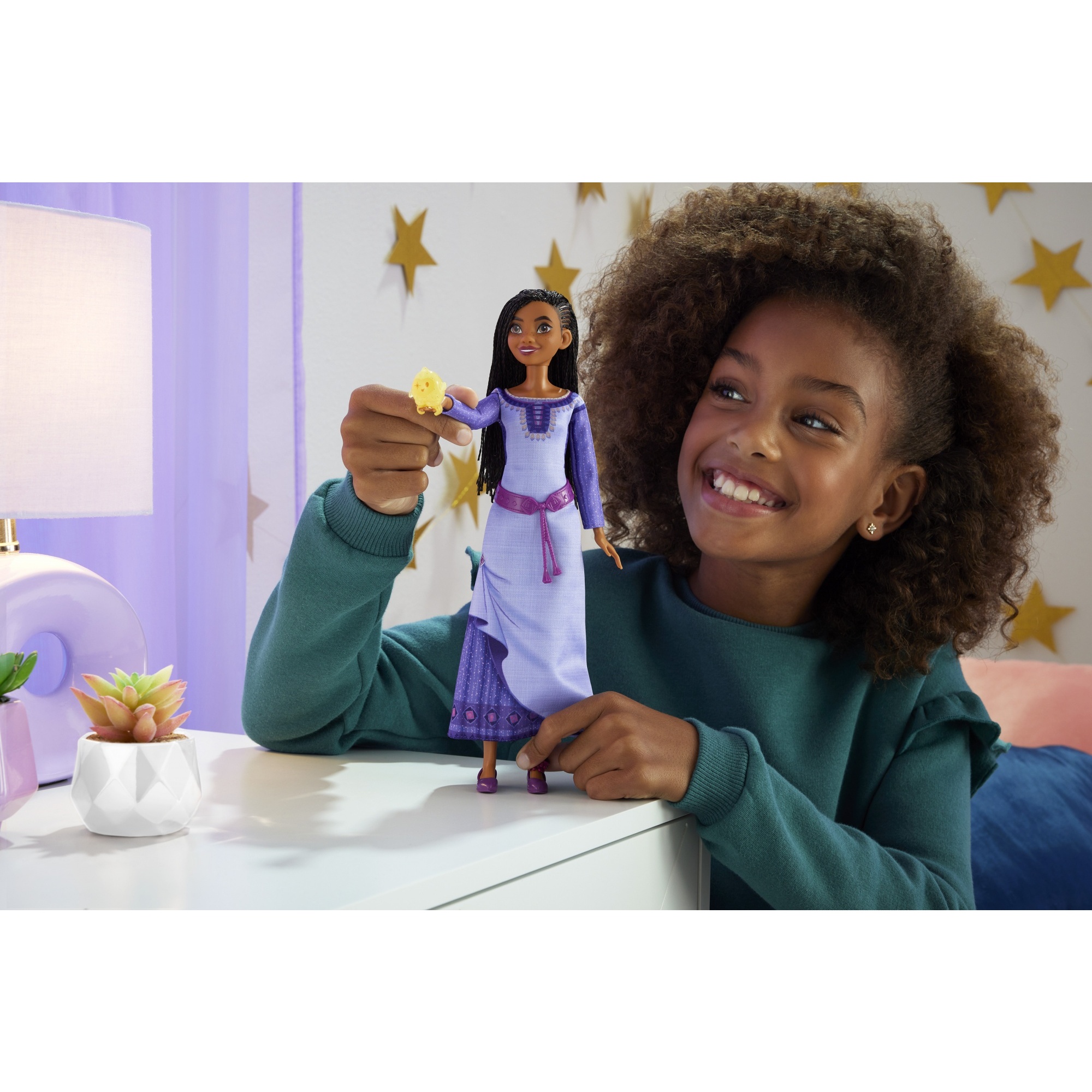 Voir la diapositive 6 : MATTEL Poupée Asha chantante - Disney Wish