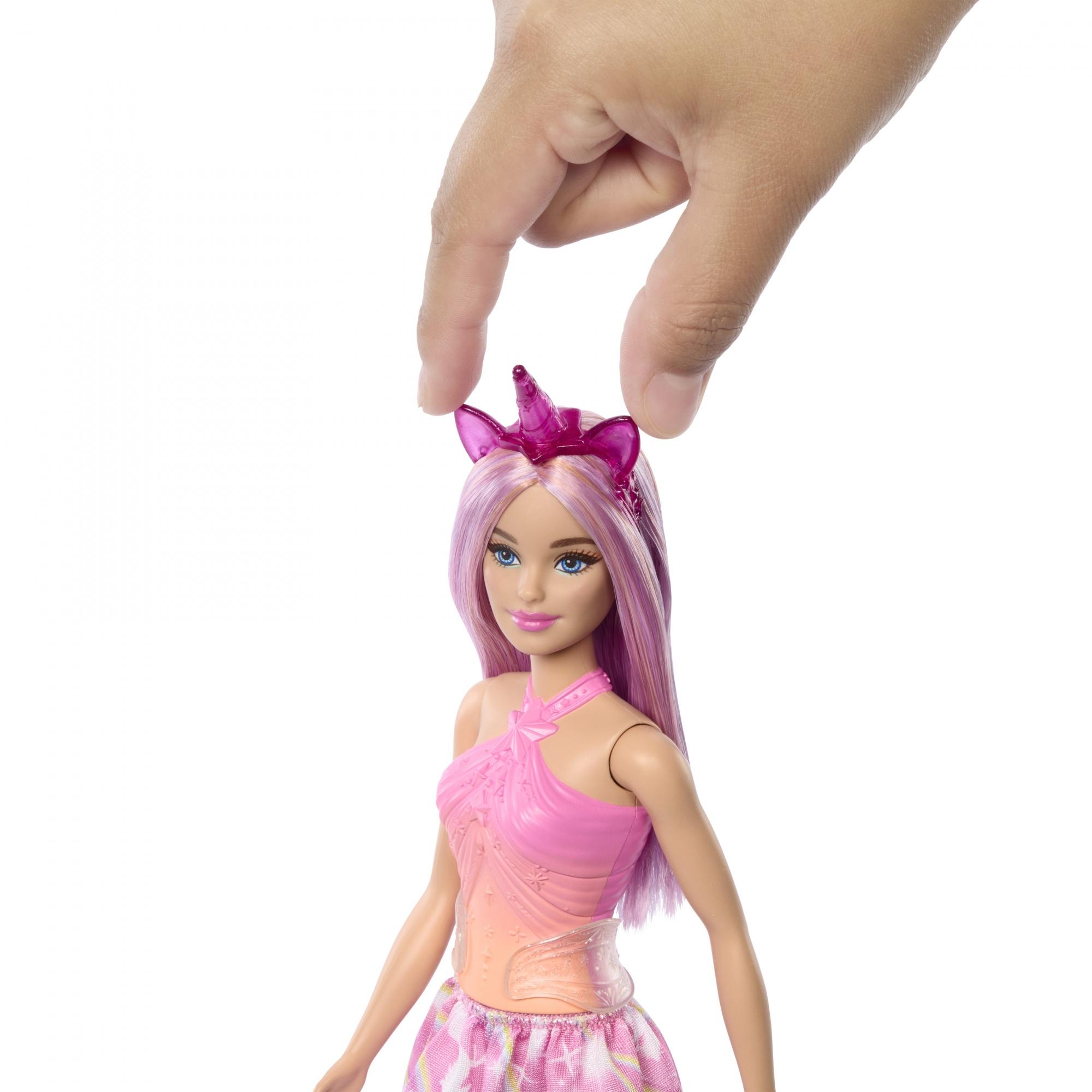 Voir la diapositive 5 : MATTEL Poupée Barbie Licorne