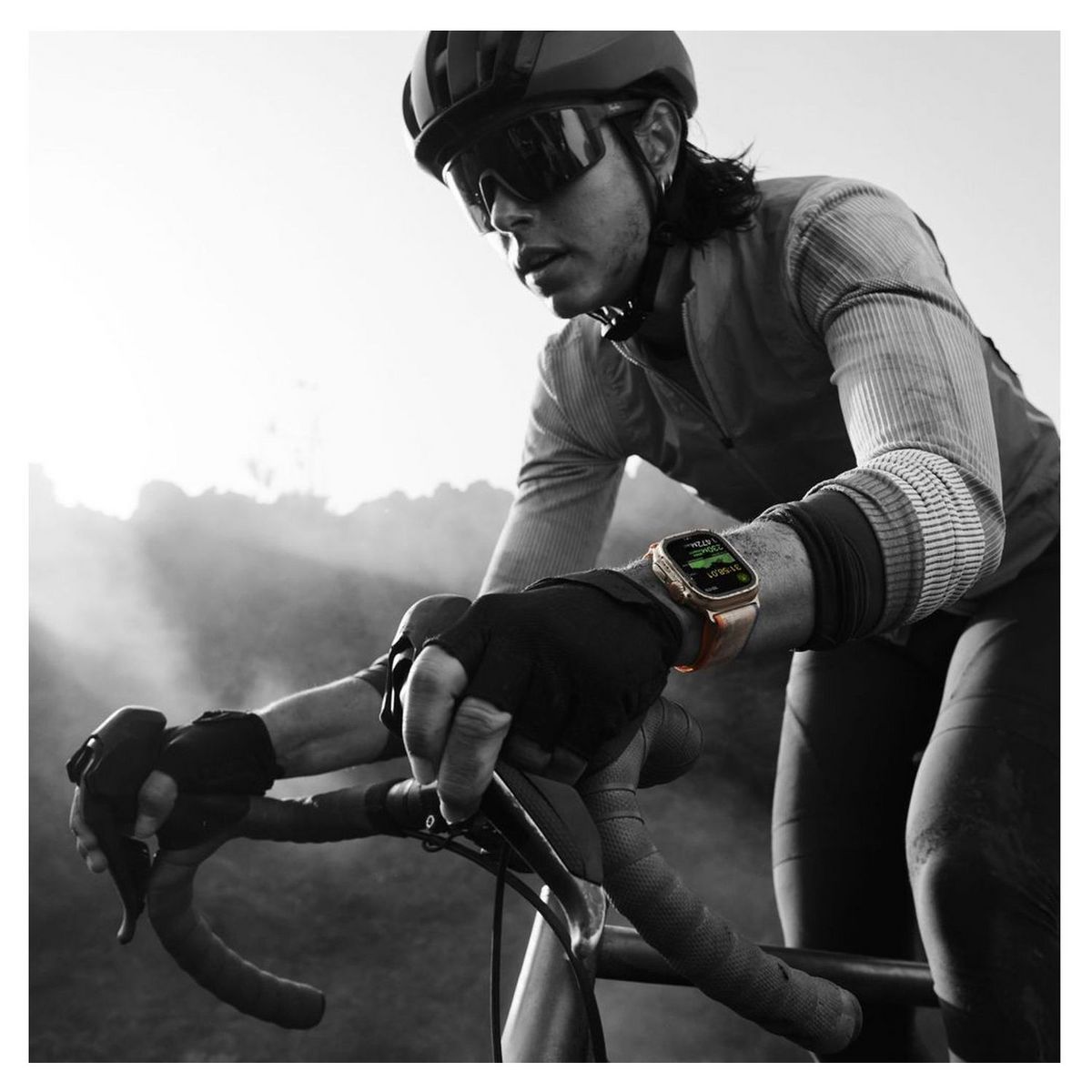 APPLE Montre connectée Watch Ultra 2 49mm Boucle Trail Taille M/L - Vert Gris