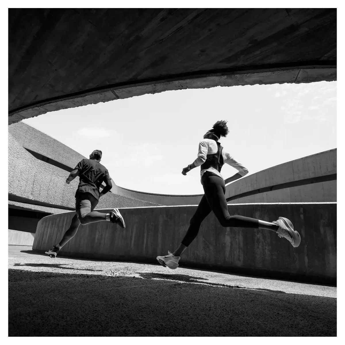 APPLE Montre connectée Watch Ultra 2 49mm Boucle Trail Taille M/L - Vert Gris