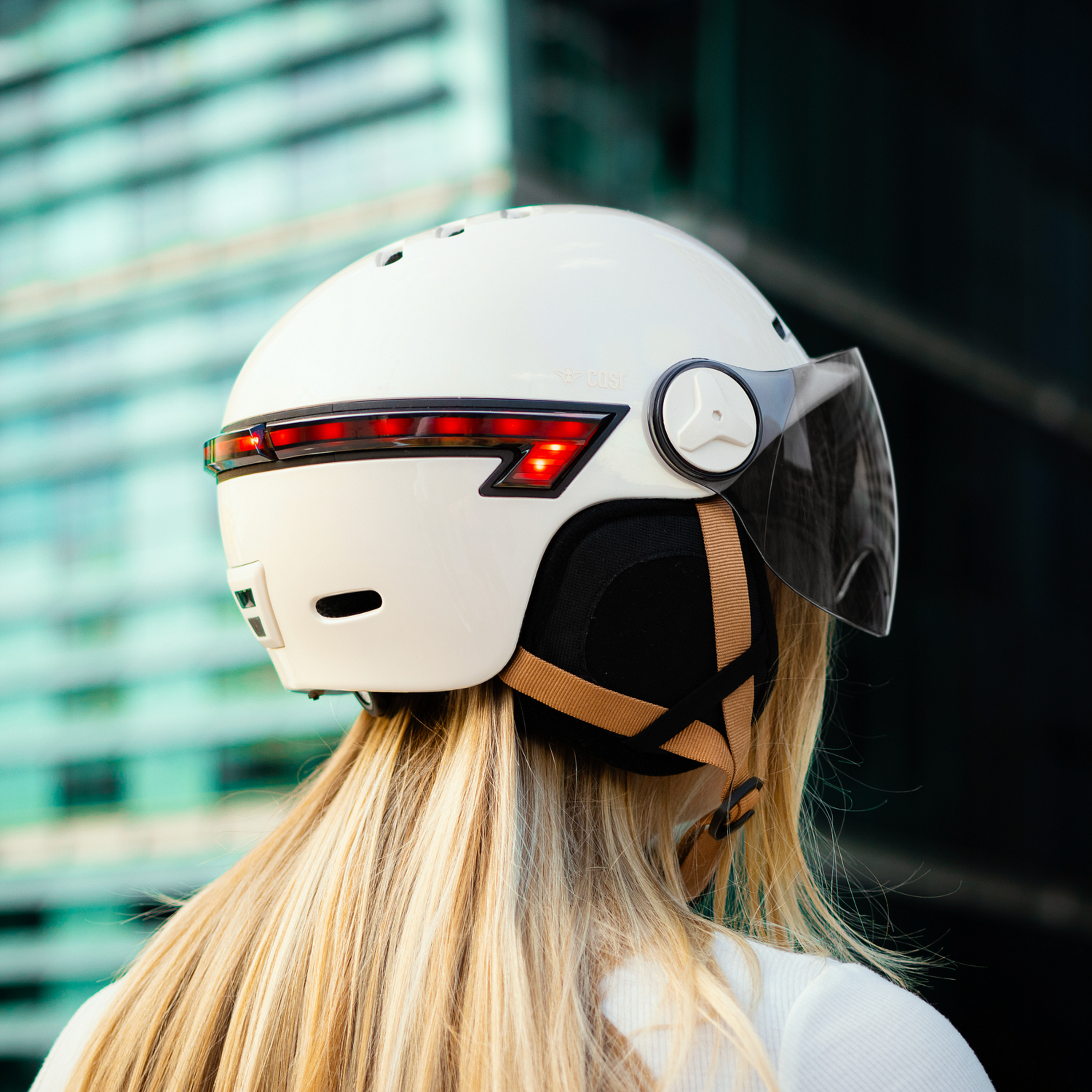 Voir la diapositive 5 : CASR Casque LED Glow taille M - Crème