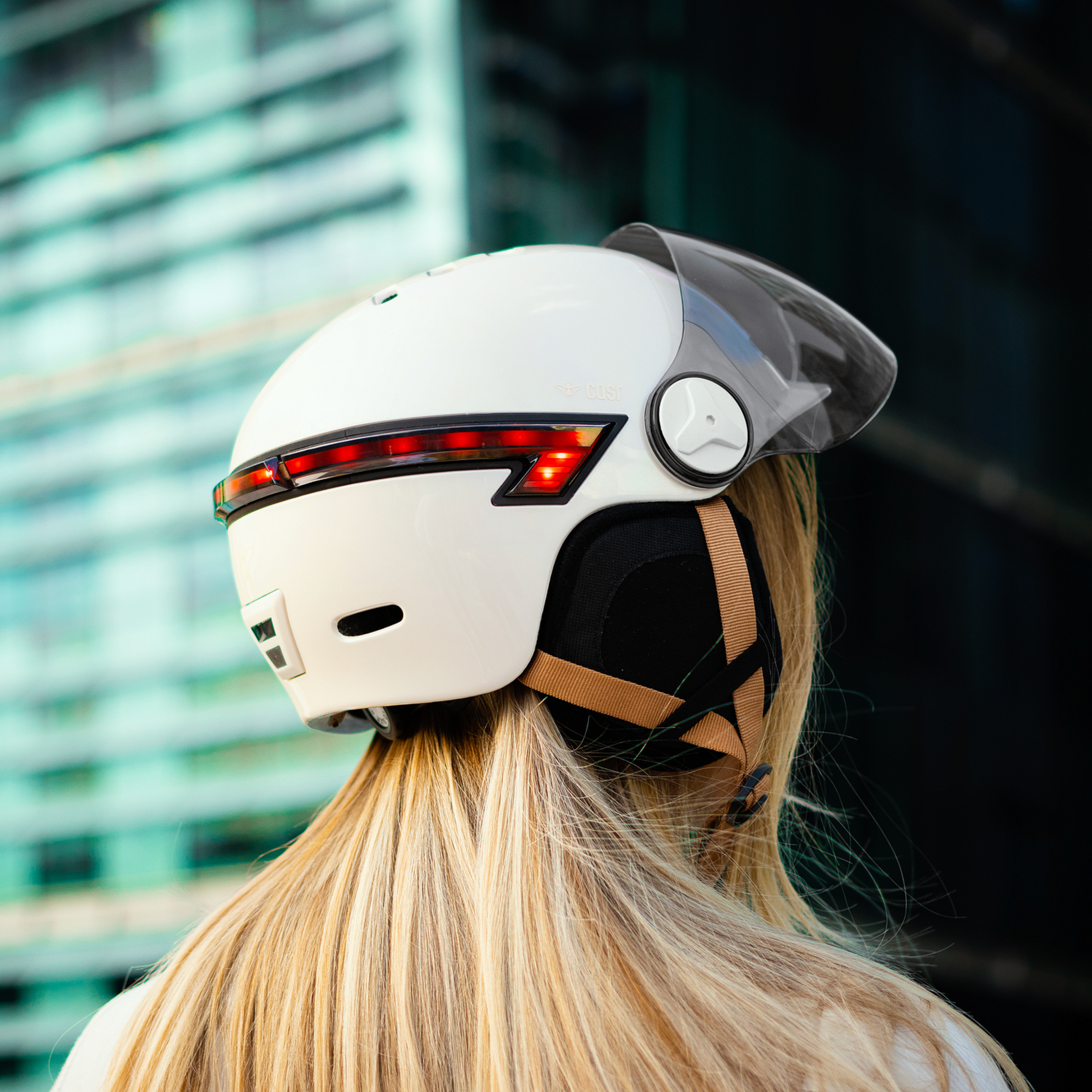 Voir la diapositive 6 : CASR Casque LED Glow taille L - Crème